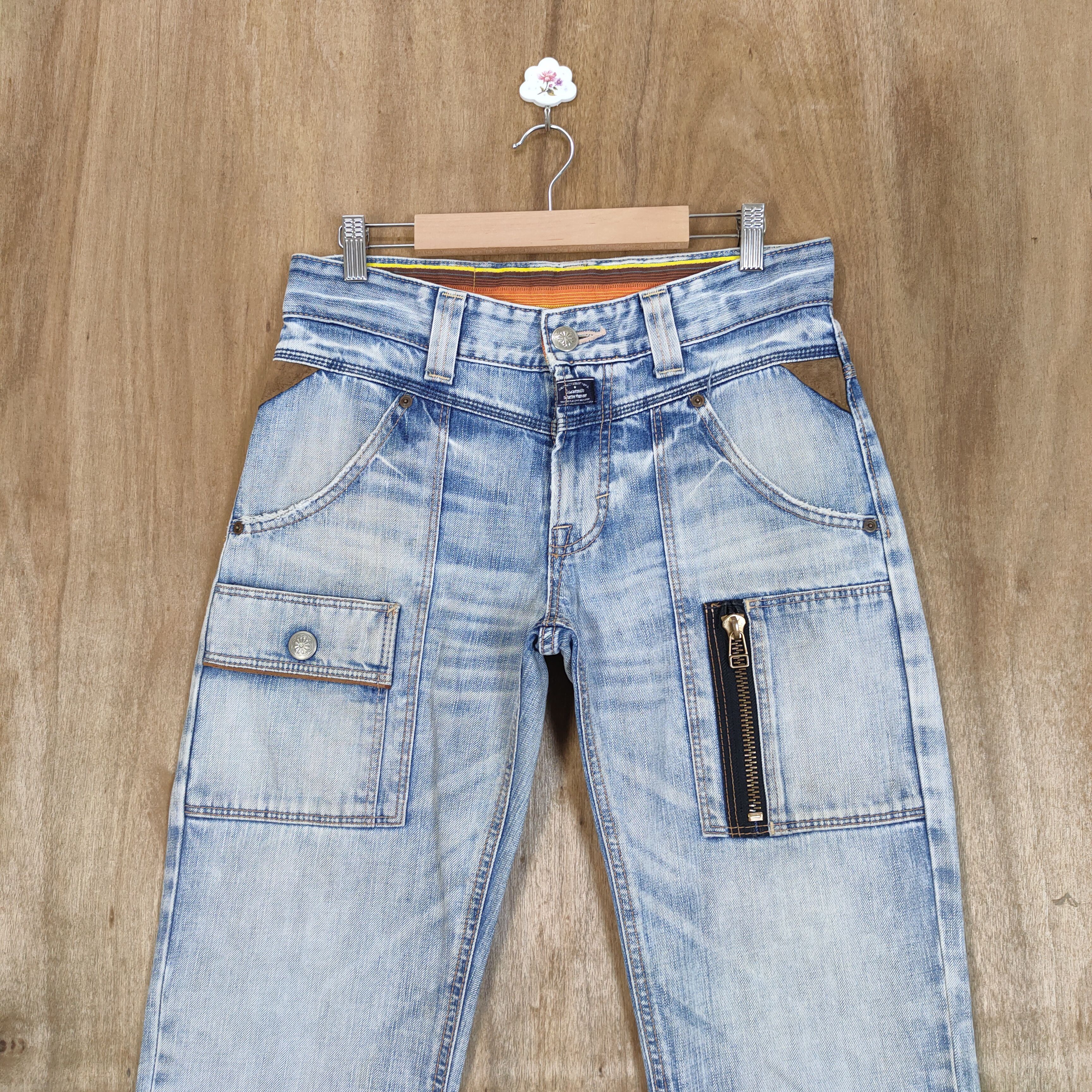 Edwin VINTAGE EDWIN FADED BLUE WASH JEAN CARGO PANTS Size US 32 / EU 48 - 3 Thumbnail
