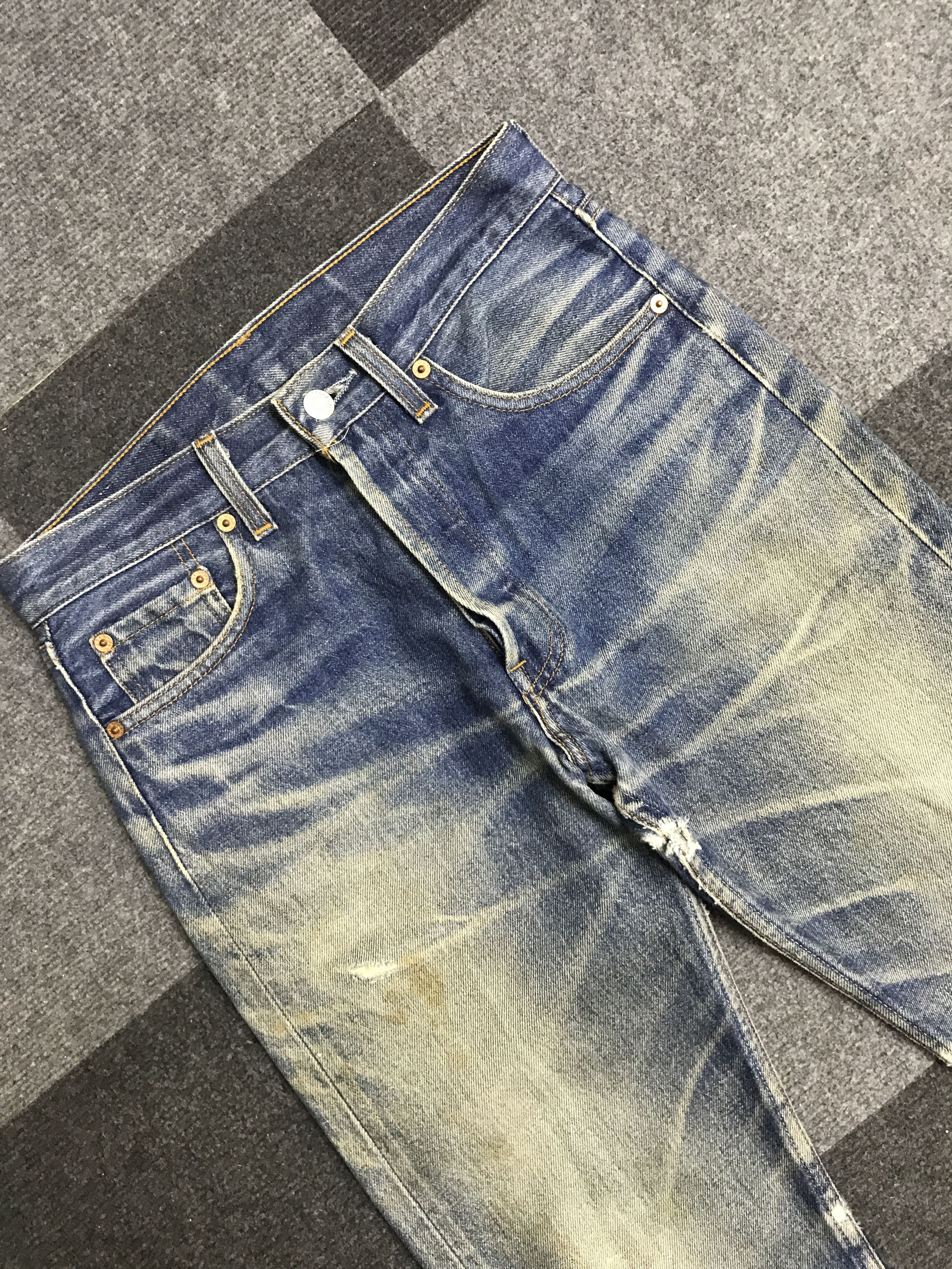 Levi's VL158-Vintage Levis 501 Dirty Distressed Jeans Size US 28 / EU 44 - 2 Thumbnail