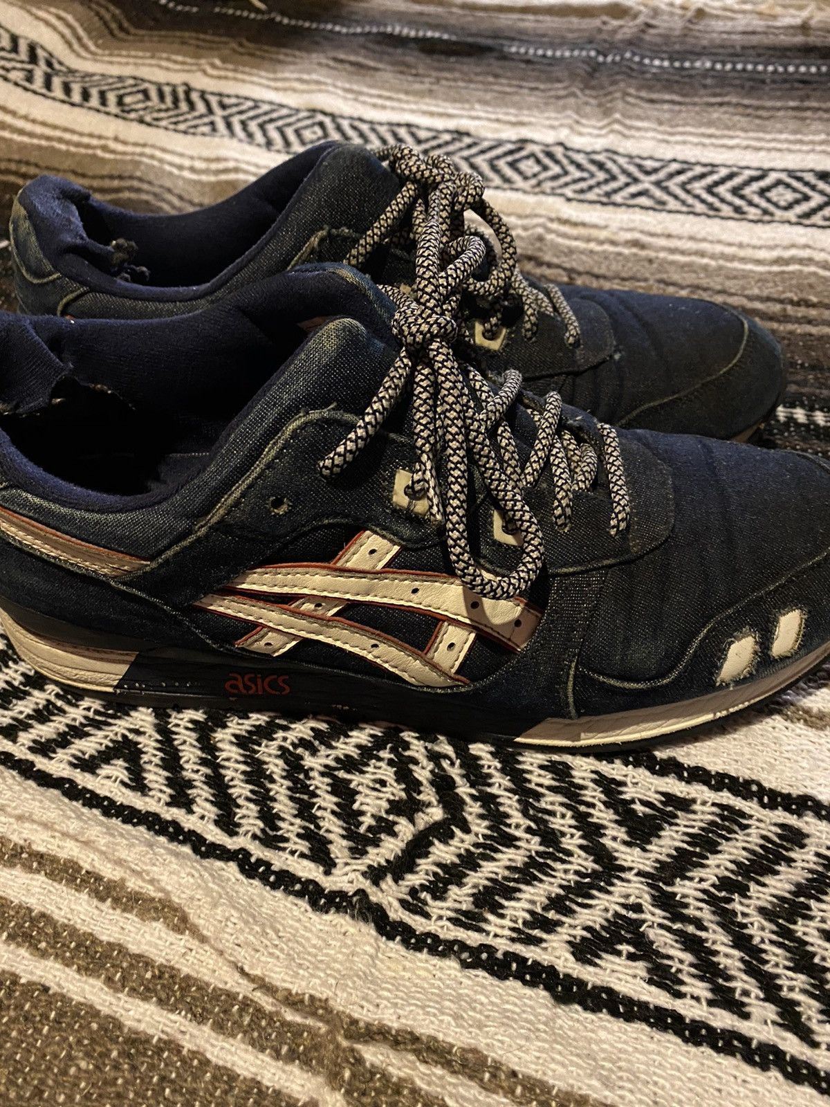 Asics × Kith × Ronnie Fieg Ultra Rare Ronnie Fieg x ASICS Gel Lyte III "Selvedge Denim" Size US 11.5 / EU 44-45 - 2 Thumbnail