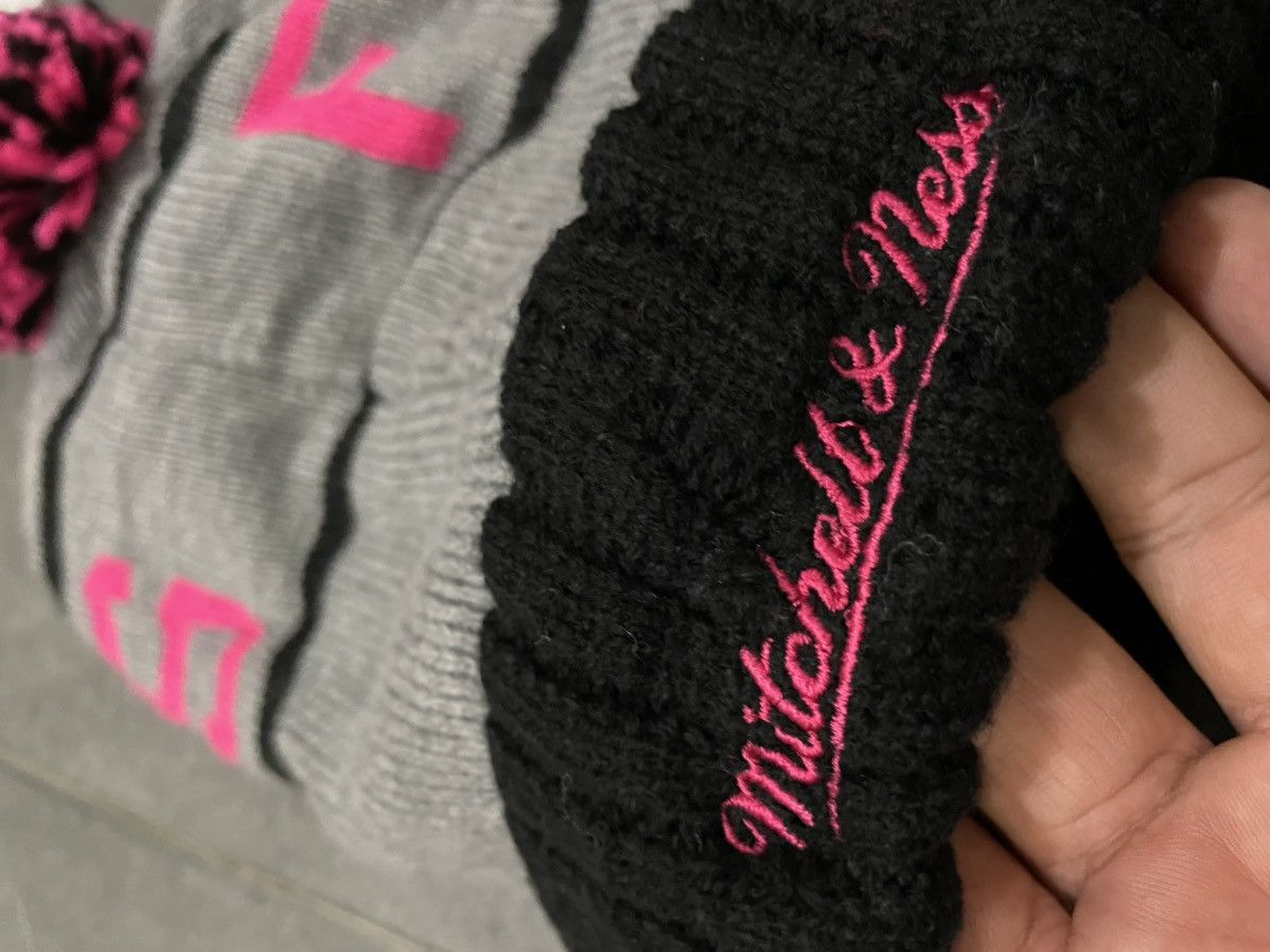 Mitchell & Ness FLODIRIANS BEANIE Size ONE SIZE - 4 Thumbnail