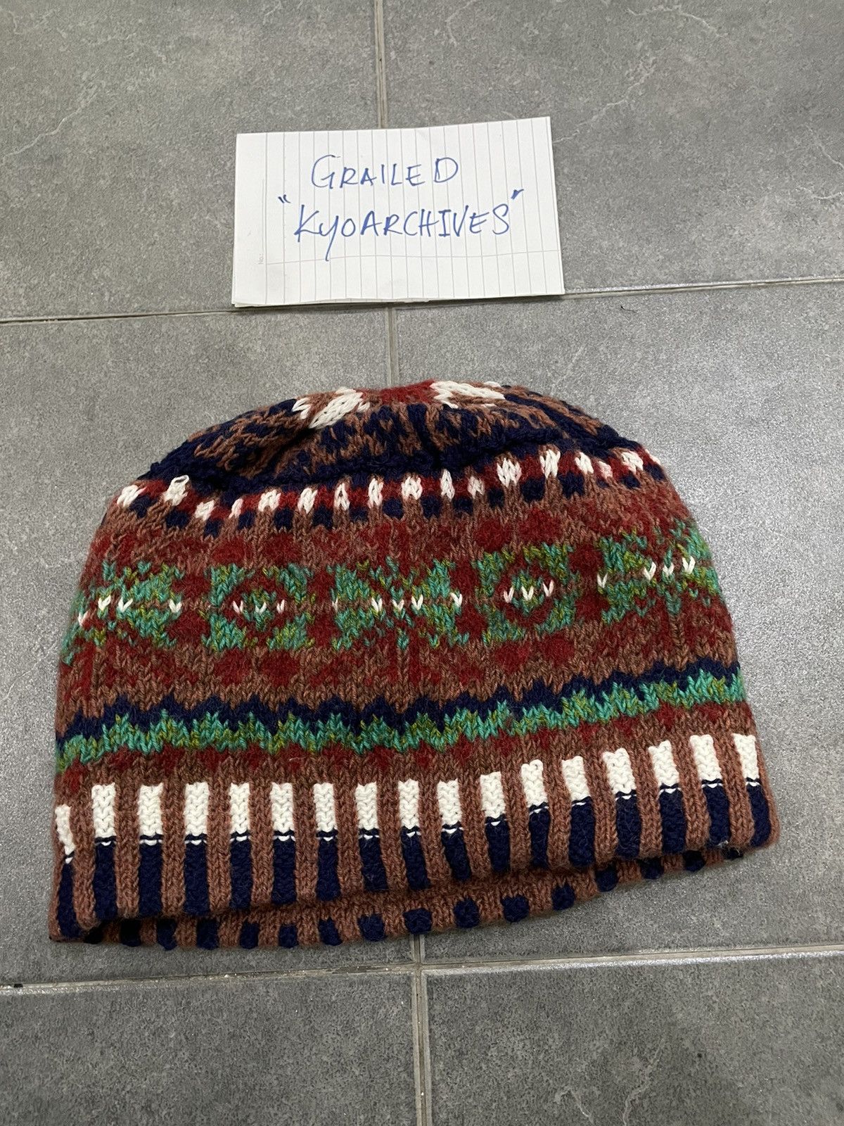 Handmade VINTAGE HANDMADE BEANIE Size ONE SIZE - 2 Thumbnail