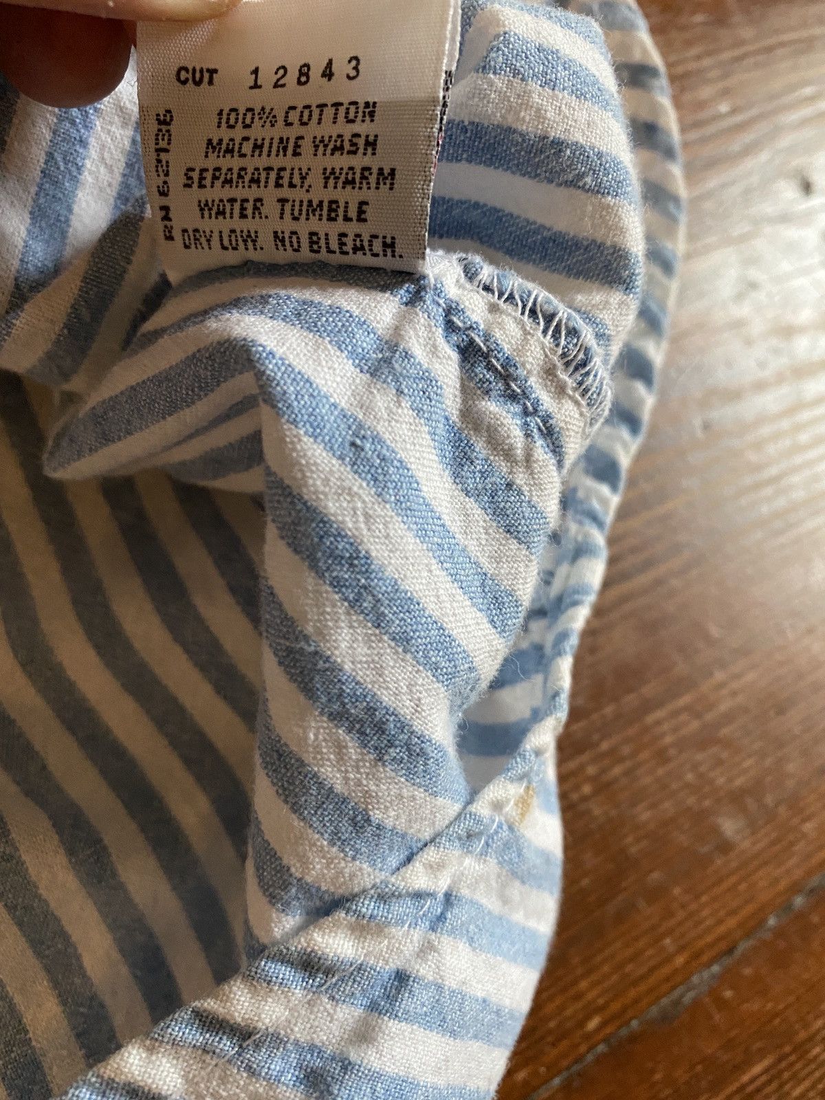 Guess Vintage 80’s Guess Striped Women’s Long Sleeve Button Up Size M / US 6-8 / IT 42-44 - 8 Thumbnail