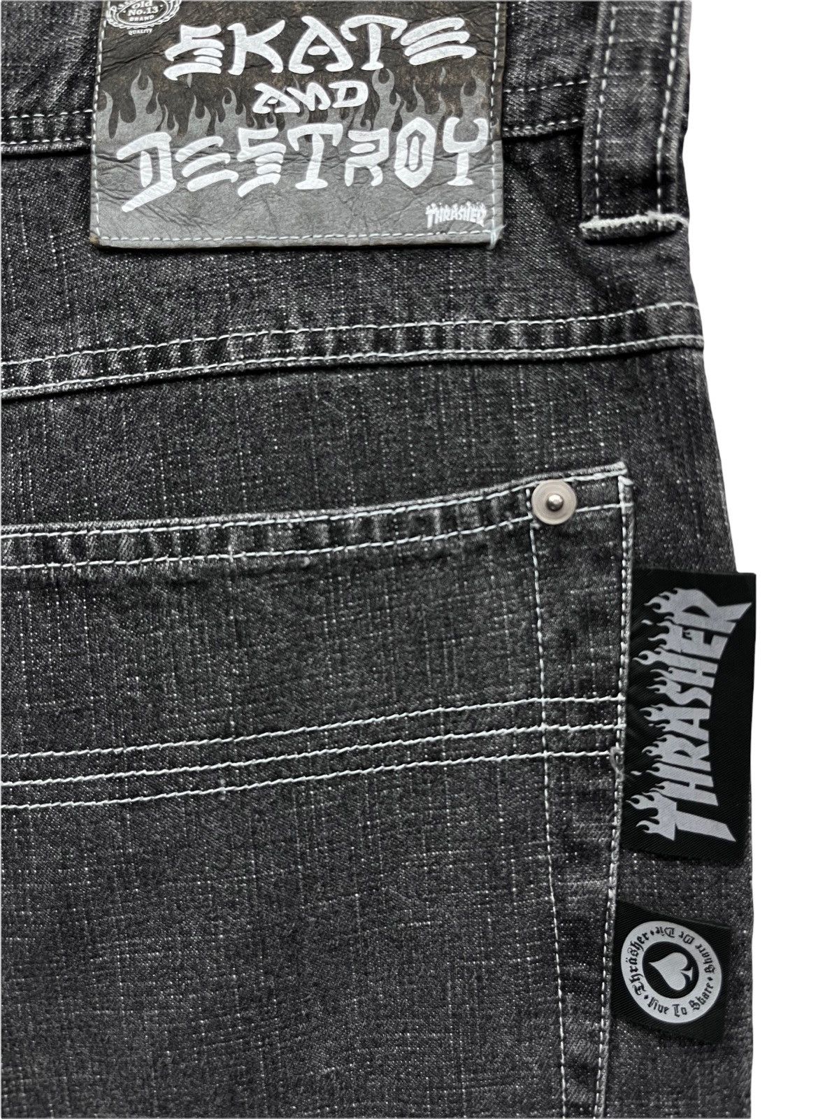 Thrasher 💥SKATE & DESTROY Vintage THRASHER Skateboard Baggy Jeans Size US 33 - 2 Thumbnail