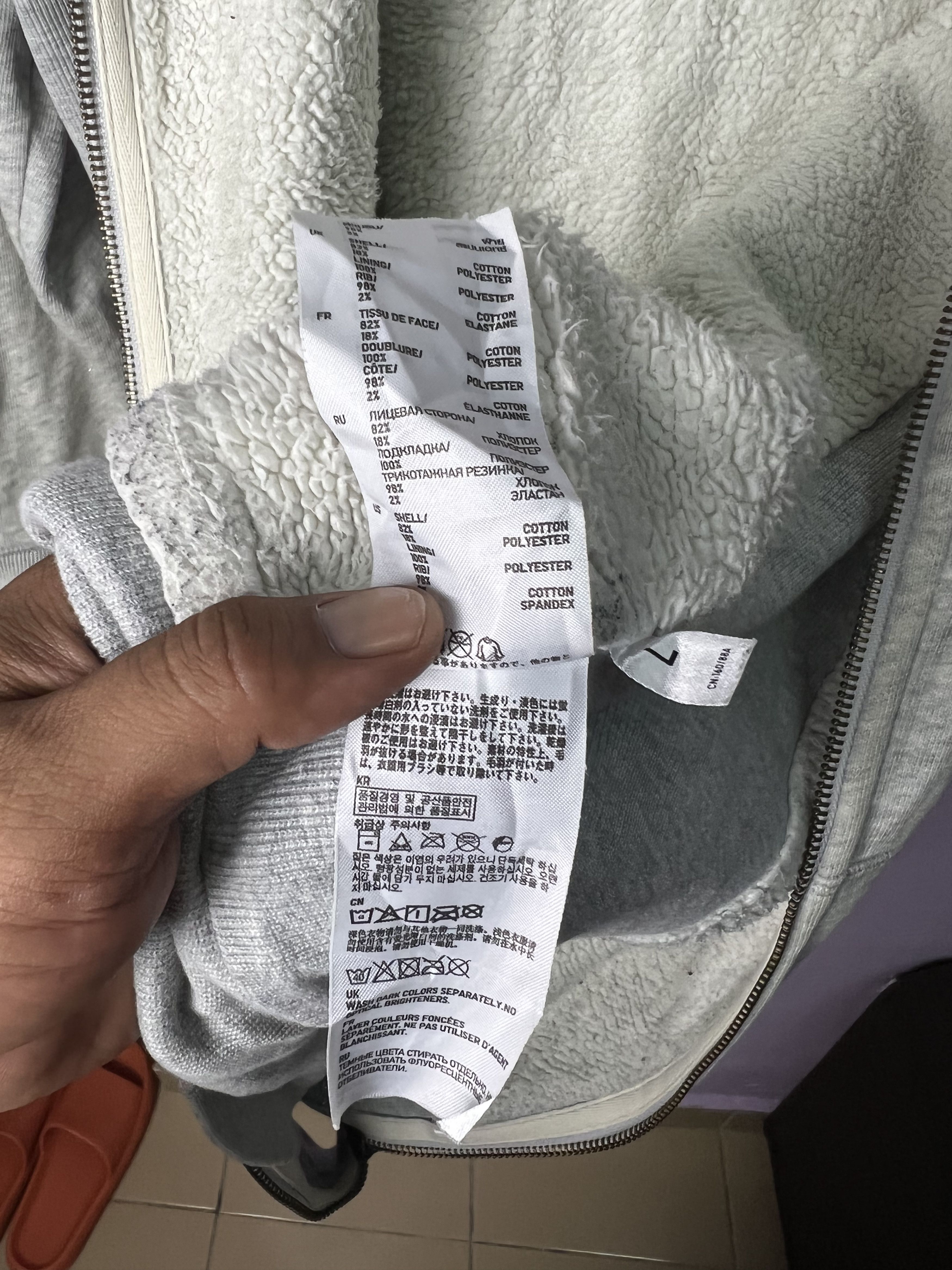 Uniqlo 🔥Uniqlo Sherpa Zipper Hoodies Size M / US 6-8 / IT 42-44 - 17 Thumbnail