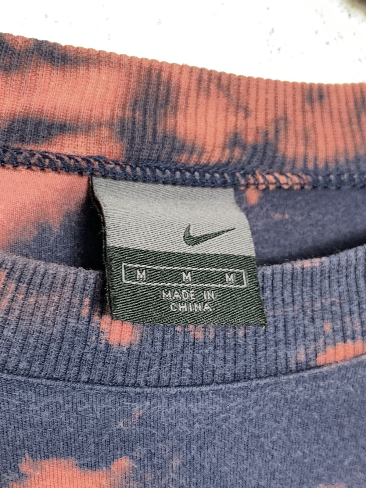 Nike Vintage Y2K Nike Swoosh Custom Bleach Crewneck Travis Scott Size US M / EU 48-50 / 2 - 5 Thumbnail
