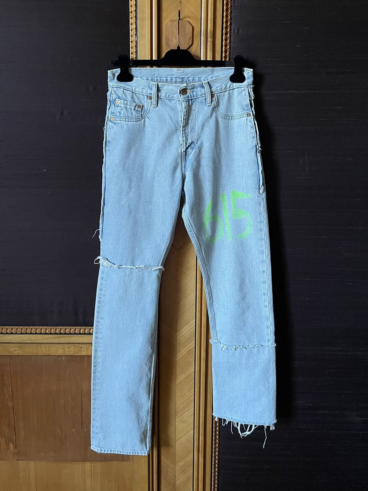 Vetements FW19 Asymmetrical Legs Graffiti Denim Size US 30 / EU 46 - 1 Thumbnail