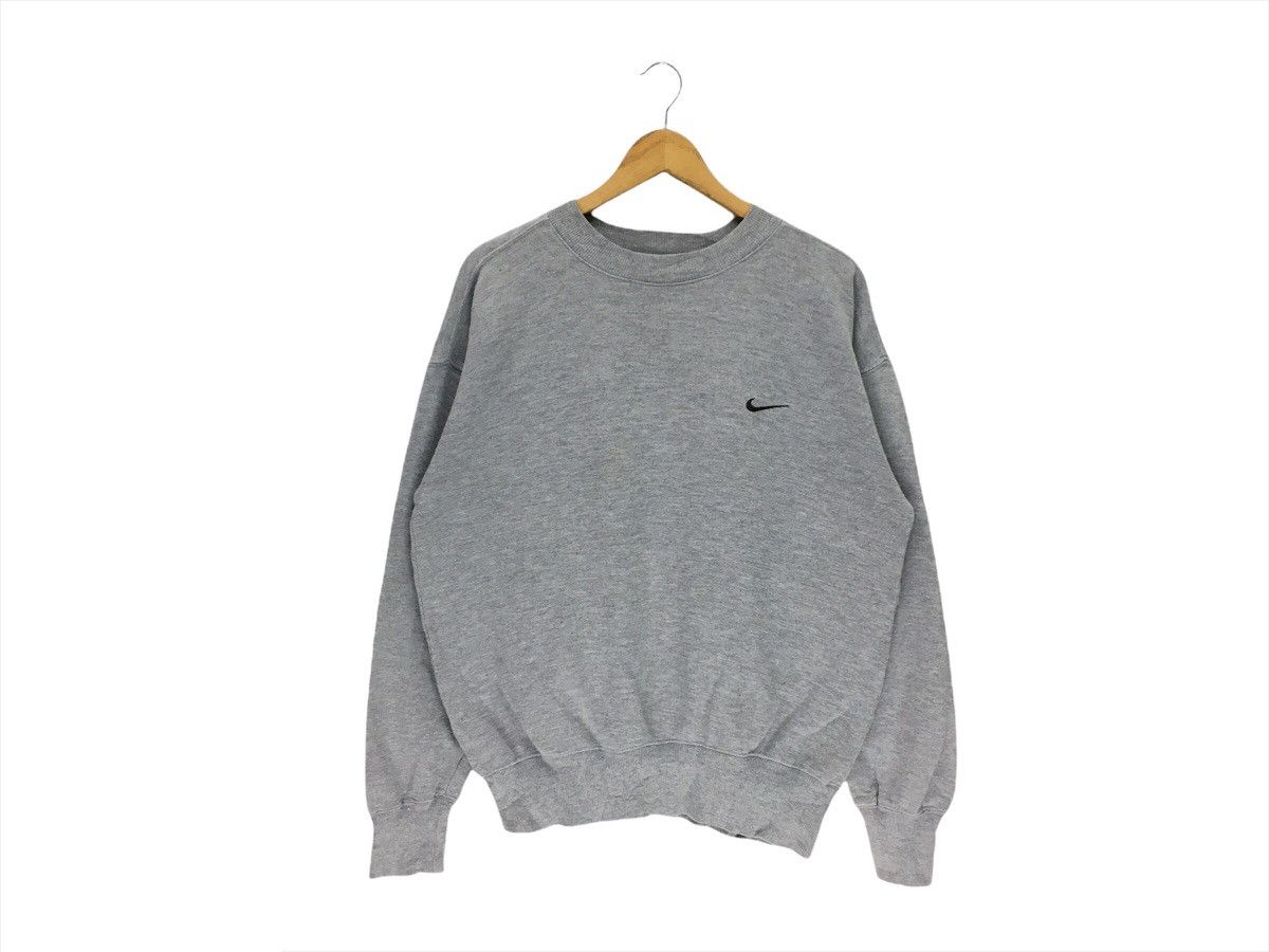 Nike × Vintage Vintage Nike Small Logo Sweatshirt Size US L / EU 52-54 / 3 - 1 Thumbnail