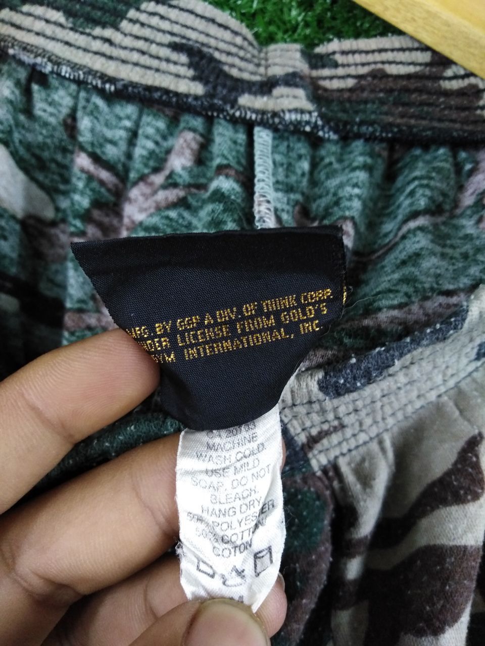 Vintage VINTAGE GOLD GYM'S CAMO SWEATPANTS 26-30 Size US 30 / EU 46 - 3 Thumbnail