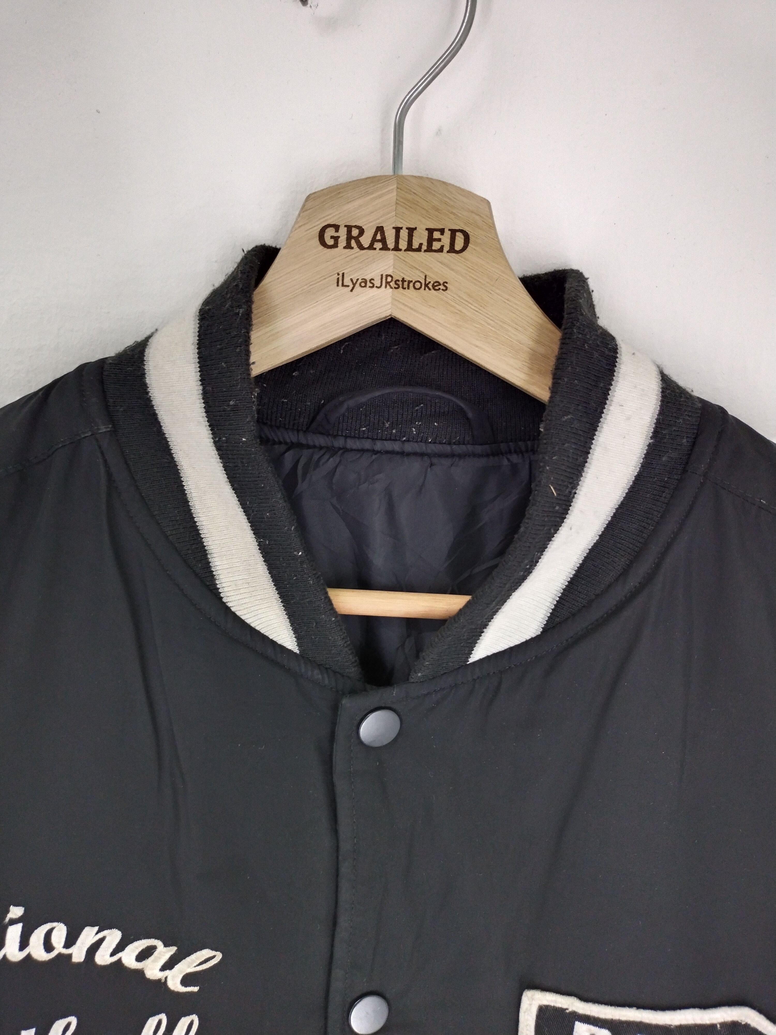 NFL VINTAGE NFL RAIDERS BOMBER JACKET Size US L / EU 52-54 / 3 - 20 Thumbnail