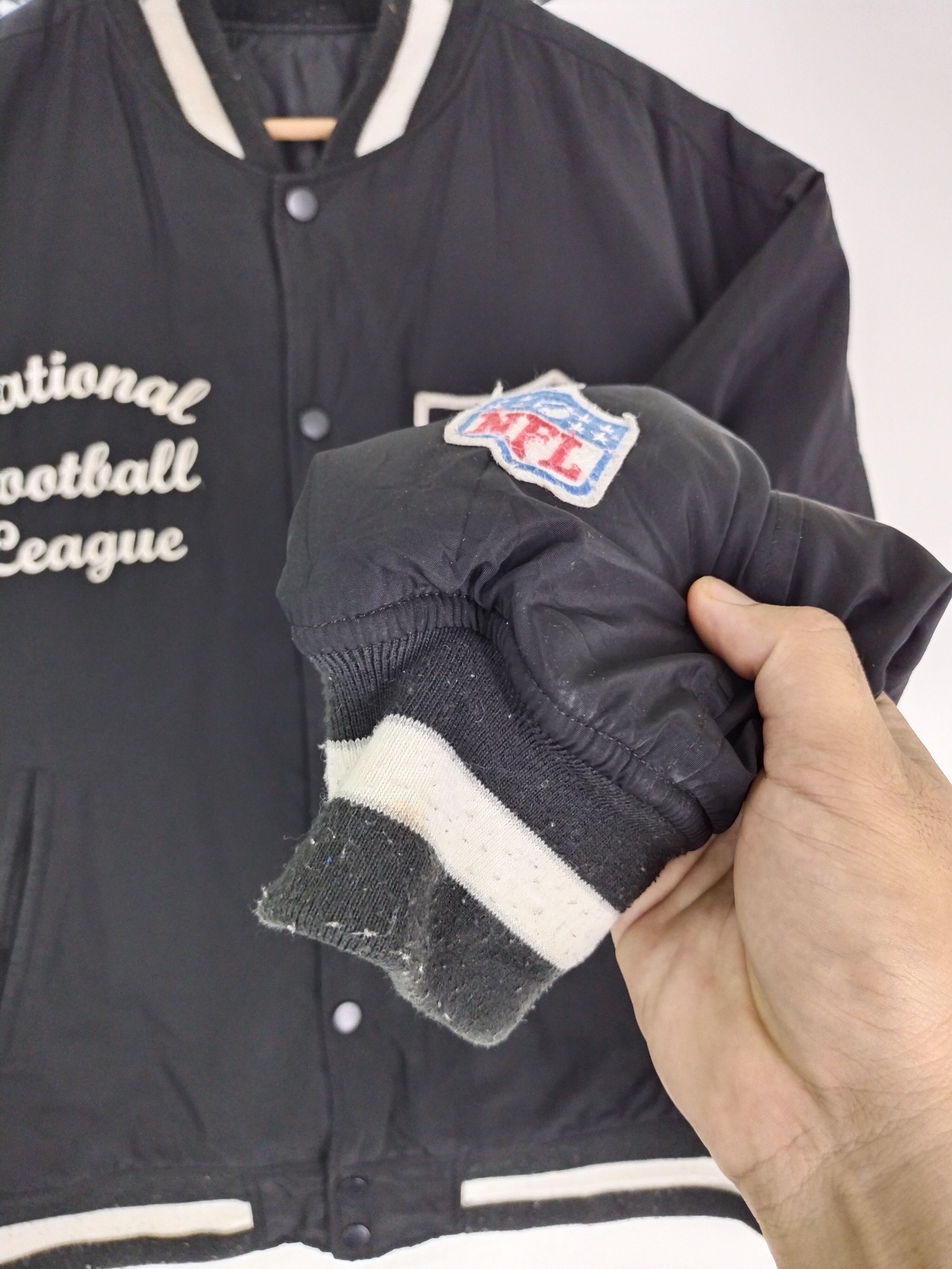 NFL VINTAGE NFL RAIDERS BOMBER JACKET Size US L / EU 52-54 / 3 - 5 Thumbnail