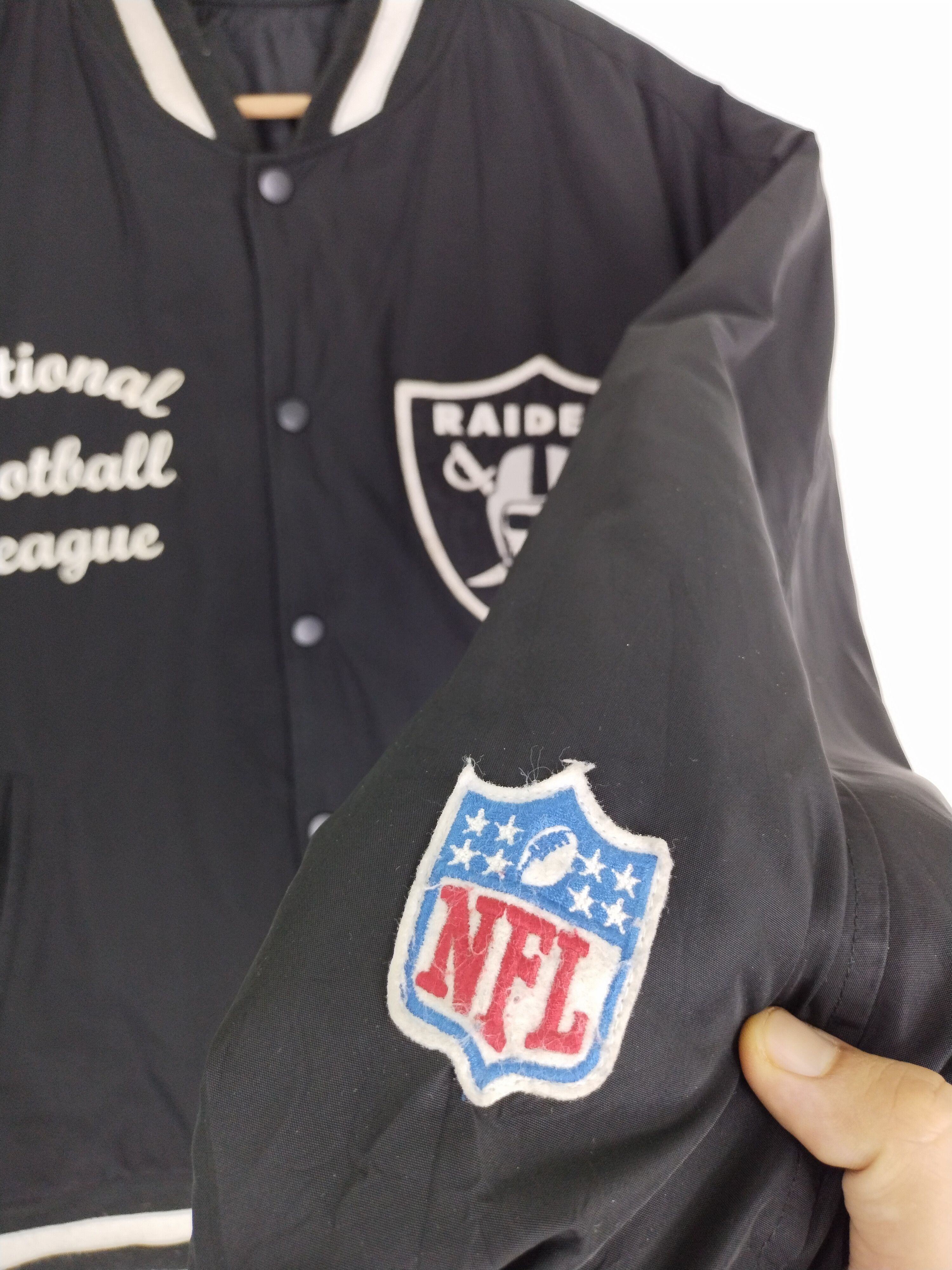 NFL VINTAGE NFL RAIDERS BOMBER JACKET Size US L / EU 52-54 / 3 - 6 Thumbnail