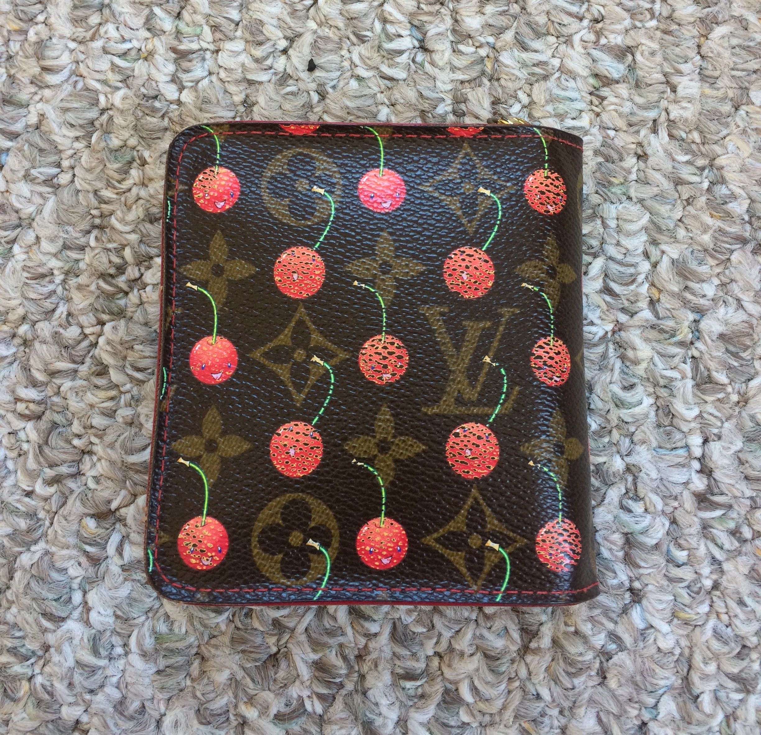 Louis Vuitton × Takashi Murakami S/S 2005 Louis Vuitton x Murakami Cherry Monogram Wallet Size ONE SIZE - 2 Thumbnail