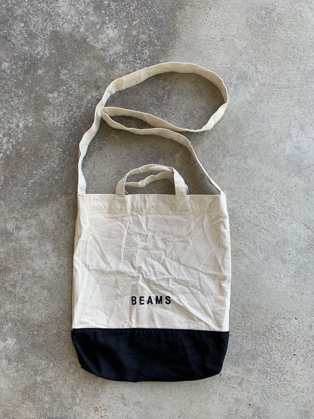 Anime Beams Anime Attack of the titans Levi Totebag Size ONE SIZE - 2 Thumbnail