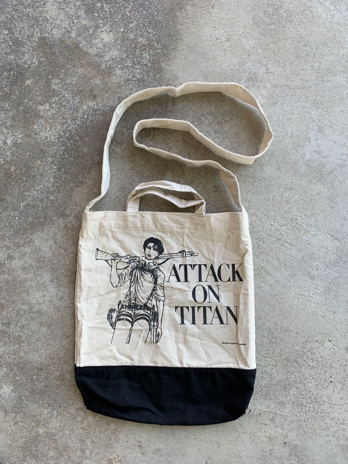 Anime Beams Anime Attack of the titans Levi Totebag Size ONE SIZE - 1 Thumbnail