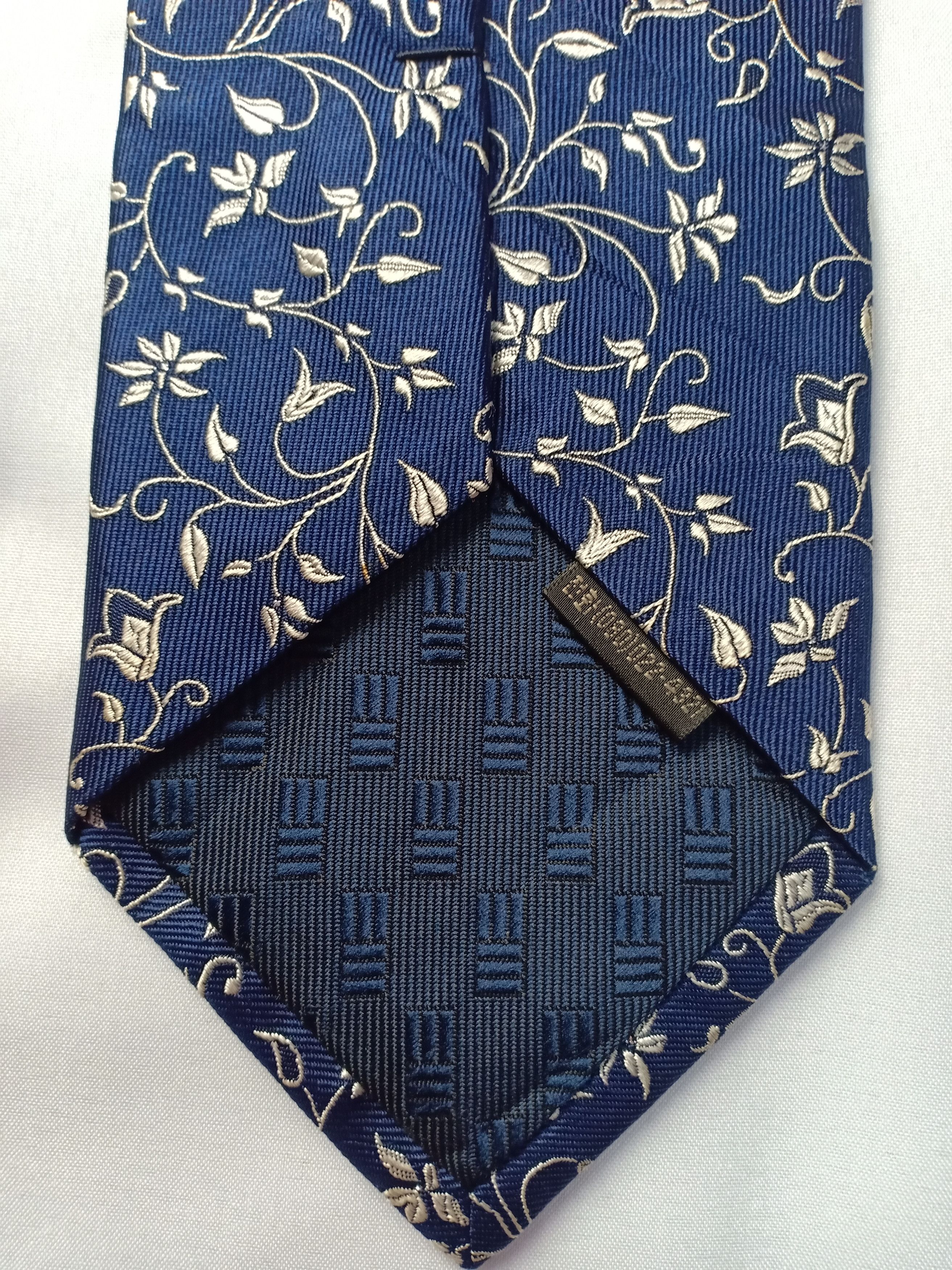 Other Classic Floral Design Neck Tie Size ONE SIZE - 6 Thumbnail