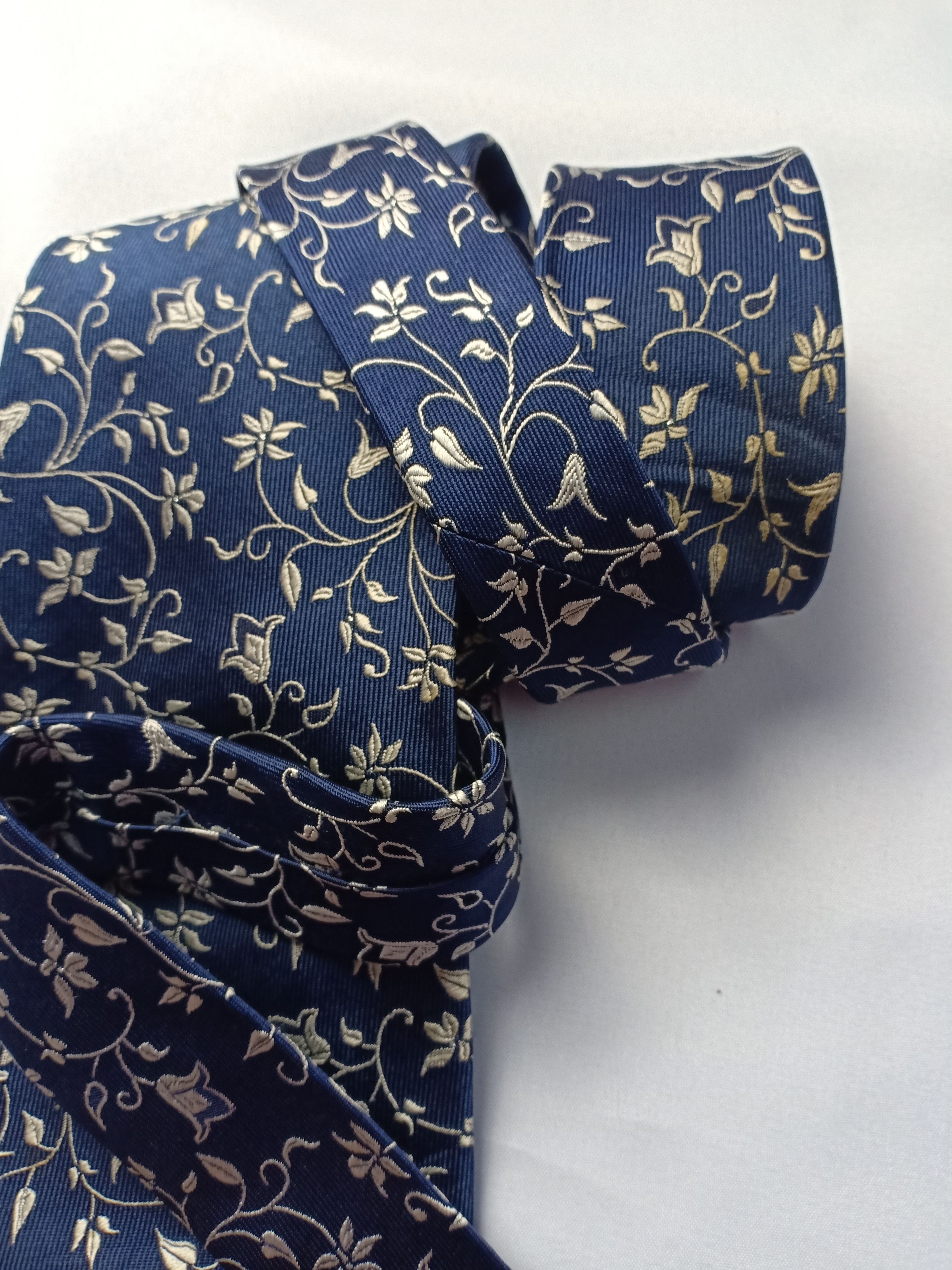 Other Classic Floral Design Neck Tie Size ONE SIZE - 2 Thumbnail