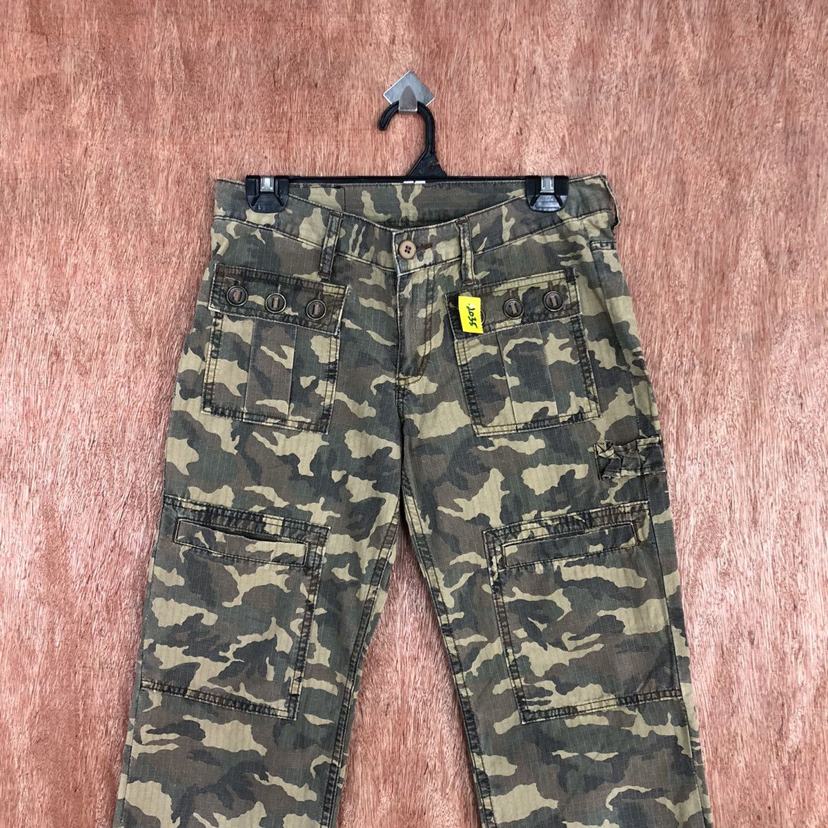 Japanese Brand DL Xgirl Military camo Multipocket Cargo Pants #2035 Size 29" - 2 Thumbnail