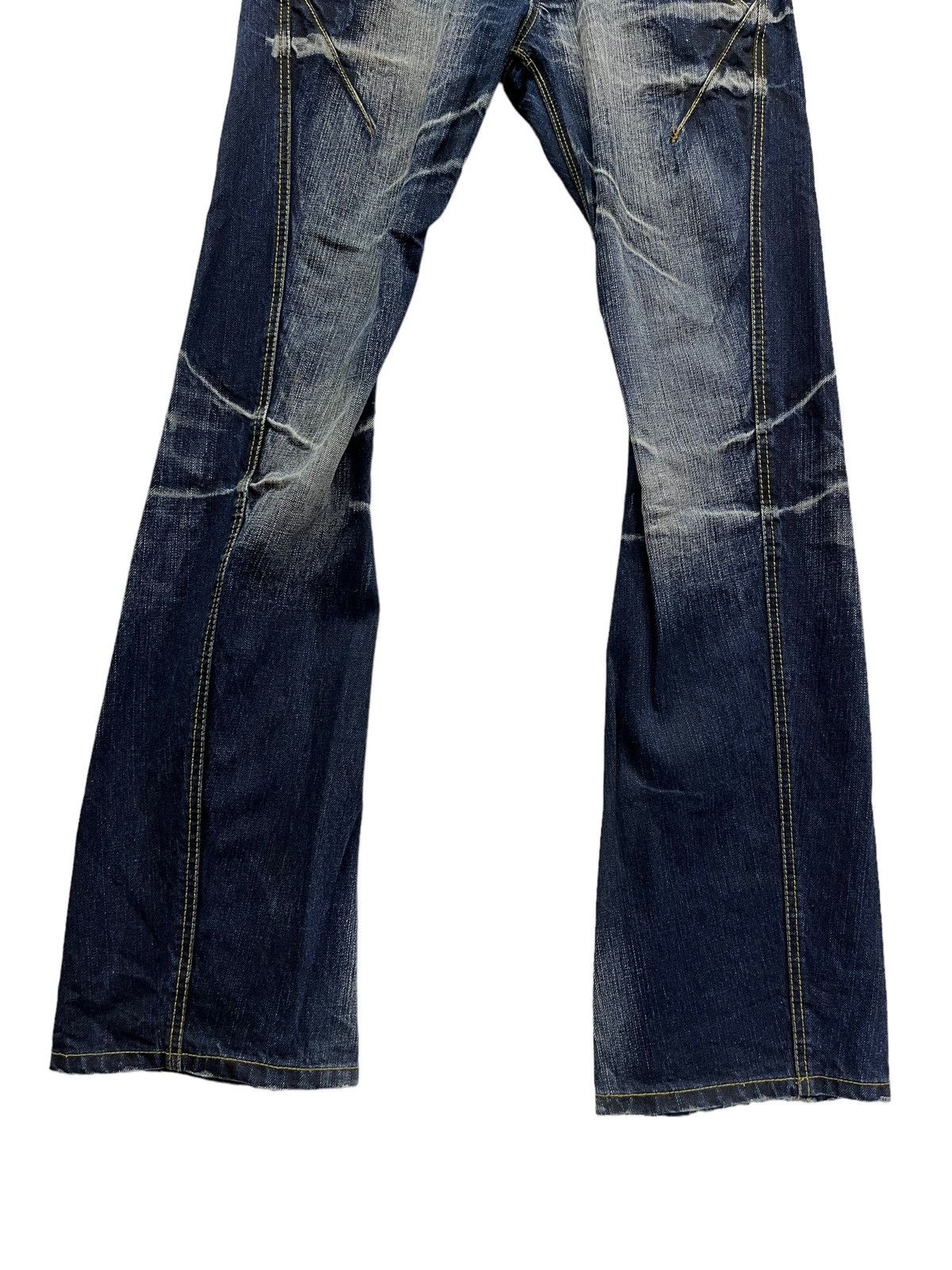 Nicole Club 🔥Vtg NICOLE CLUB FOR MEN Punk Whiskers Twisted Flare Denim Size US 31 - 11 Thumbnail