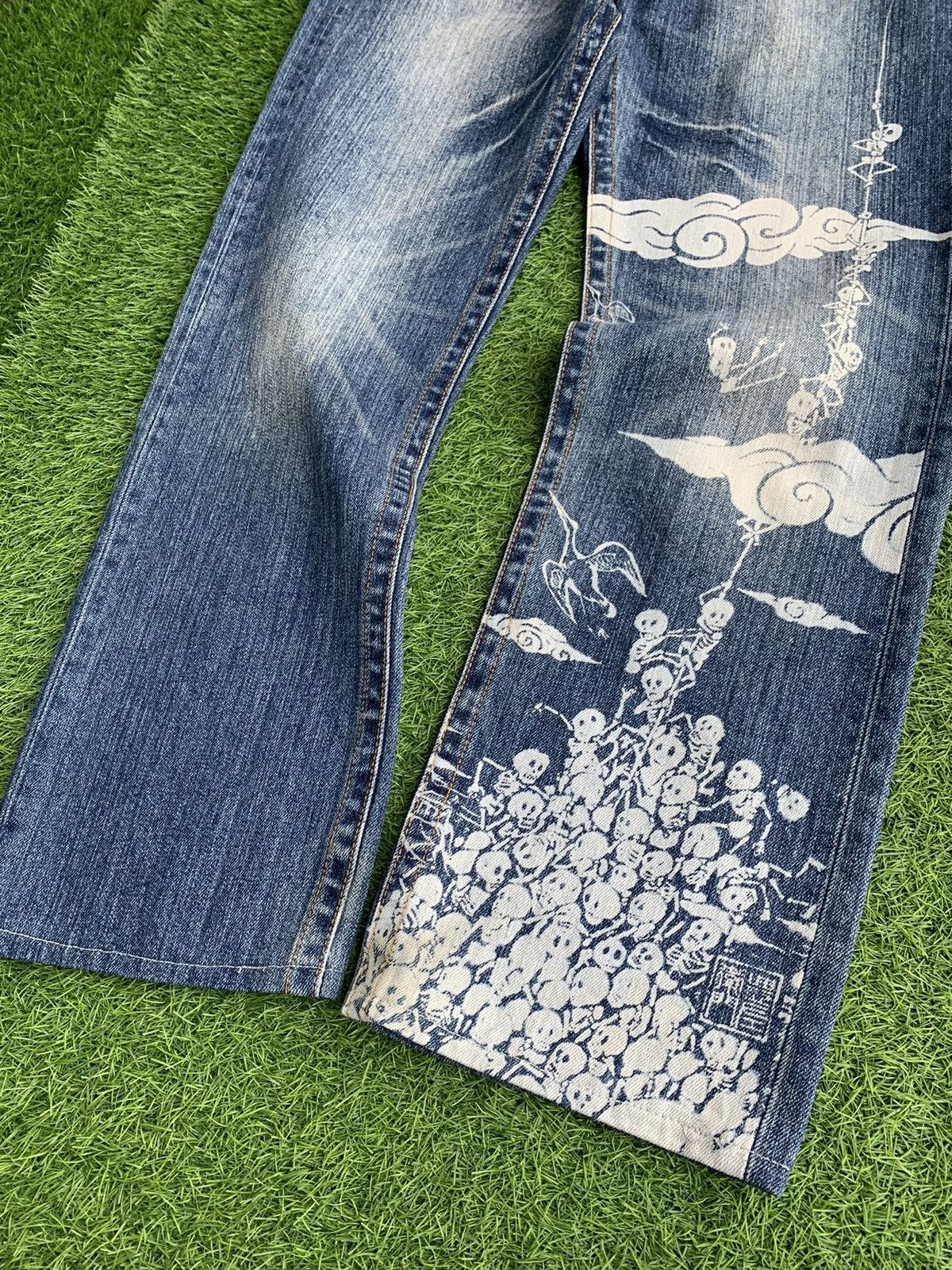 Japanese Brand Vintage Japanese Brand Skull Head Printed Denim Size US 32 / EU 48 - 8 Thumbnail