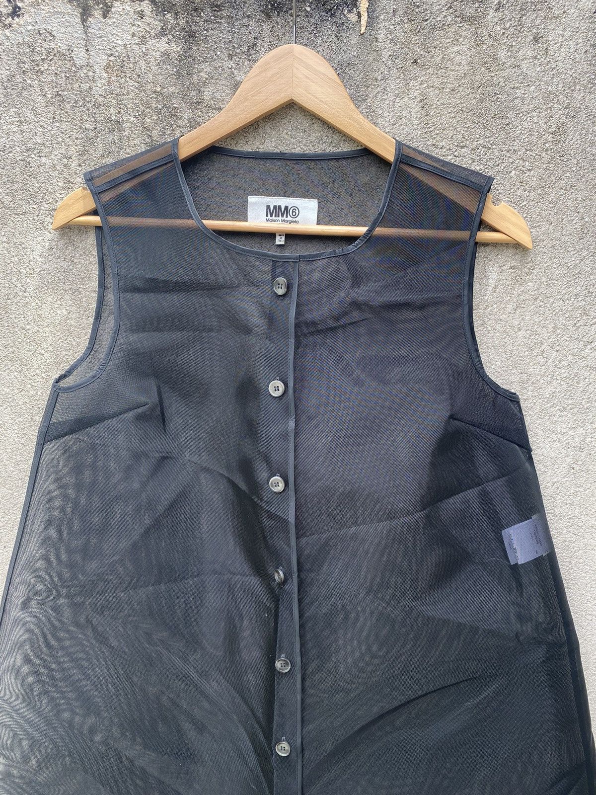 Maison Margiela Maison Martin Margiela MM6 Mesh Less Sleeve Shirt Size S / US 4 / IT 40 - 5 Thumbnail