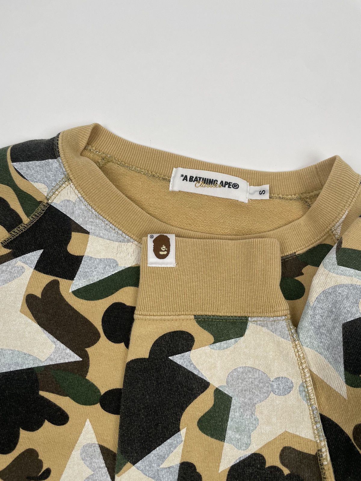 Bape a bathing ape bapesta camo crewneck pullover Size US S / EU 44-46 / 1 - 2 Thumbnail