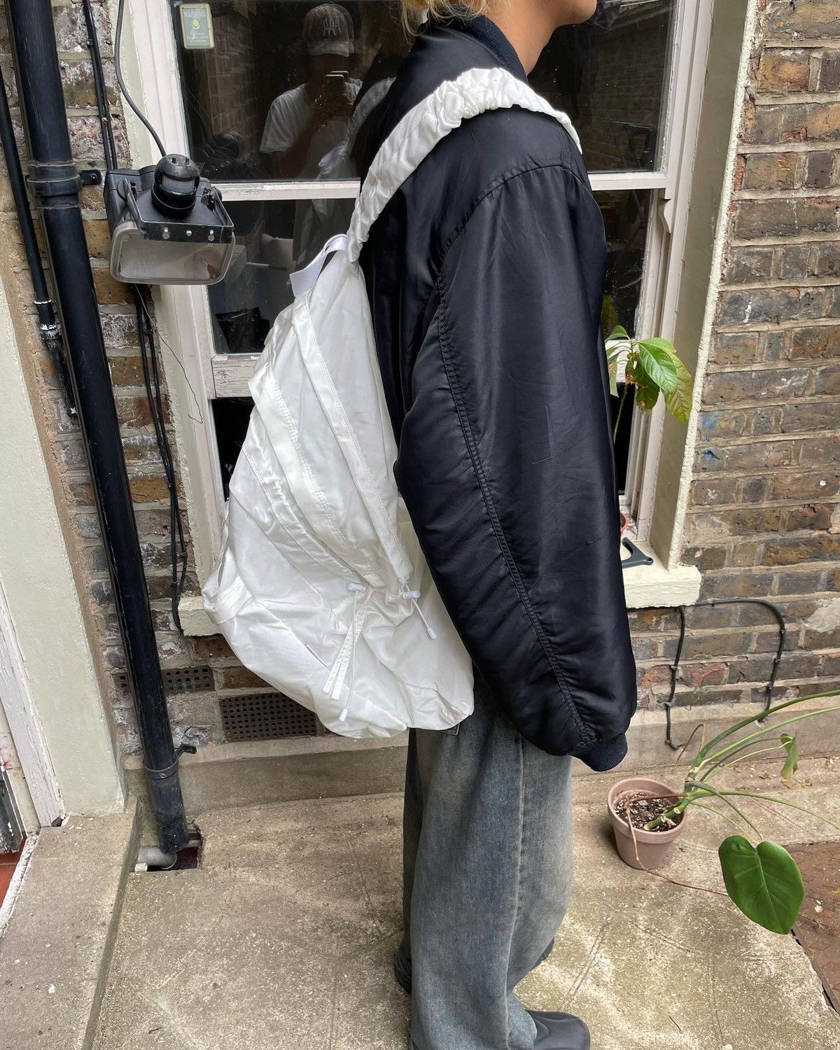 KANGHYUK AW21 Oversized Airbag Backpack Size ONE SIZE - 2 Thumbnail
