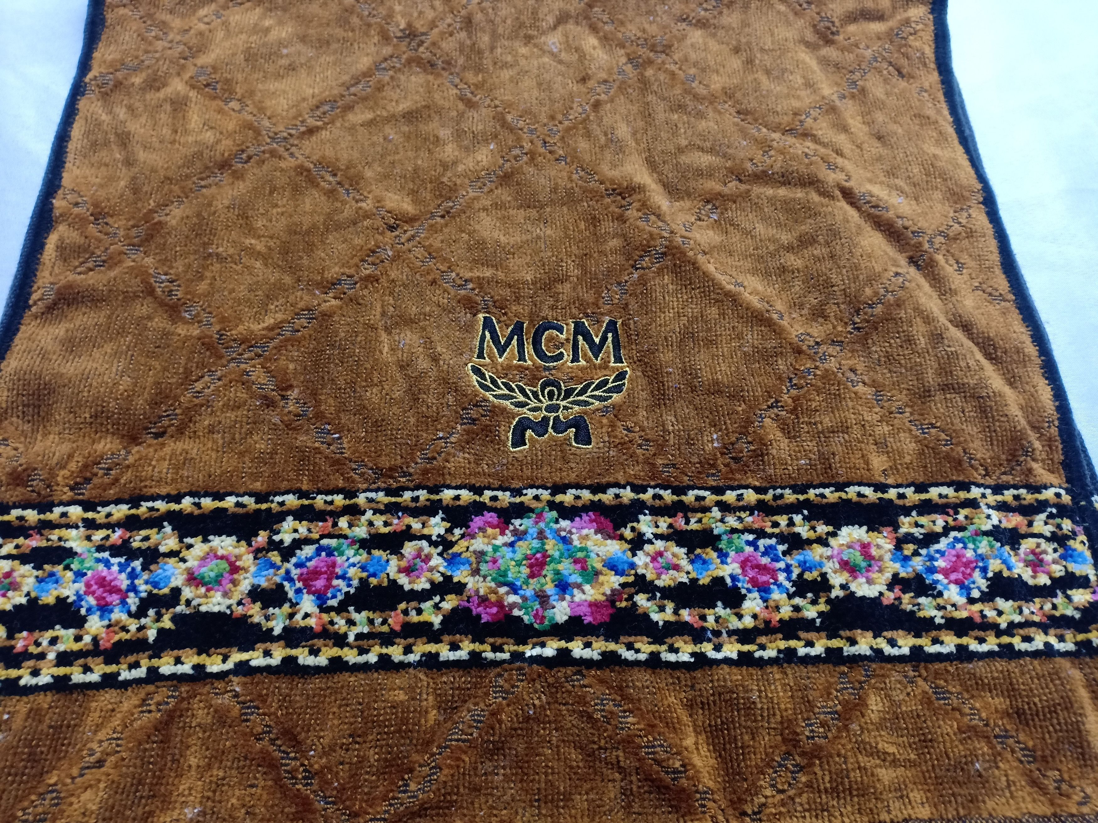 MCM MCM Hand Hair Towel Luxury Gift Size ONE SIZE - 1 Thumbnail