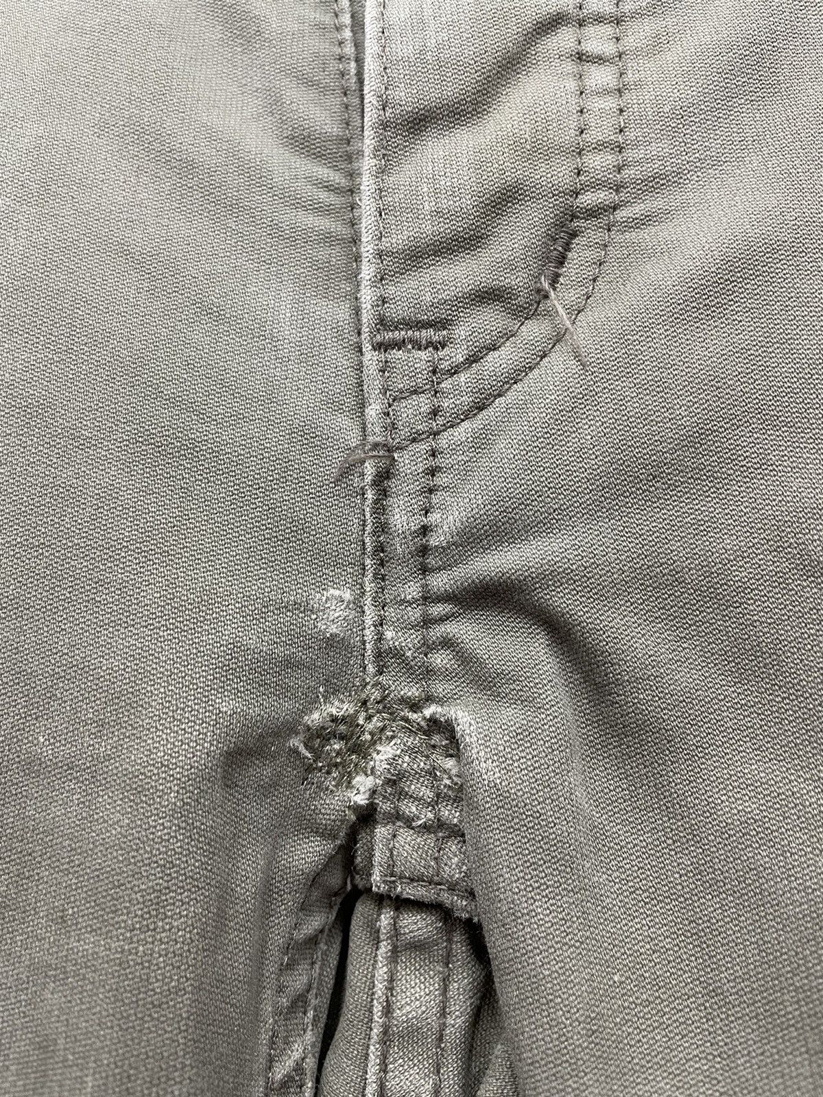 Hysteric Glamour DOPE! HYSTERIC Worn Out Bondage Petit Cargo Pants Size US 27 - 9 Thumbnail