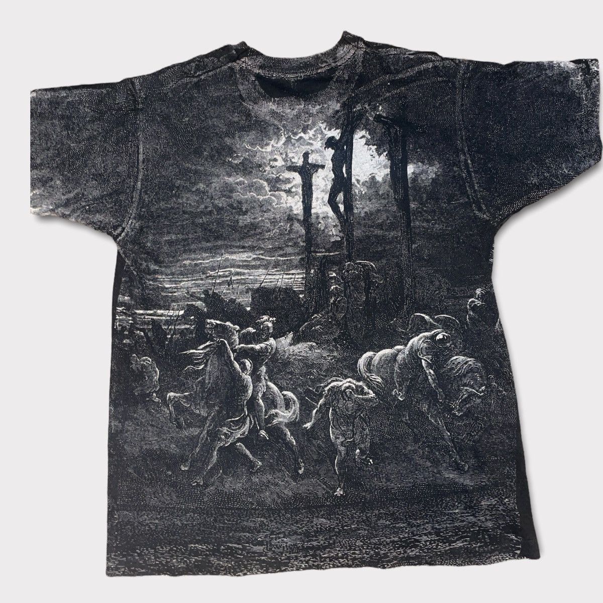 Vintage RARE AOP Gustave Dore Religious Art “Jesus Crucifixion” Tee Size US XL / EU 56 / 4 - 5 Thumbnail