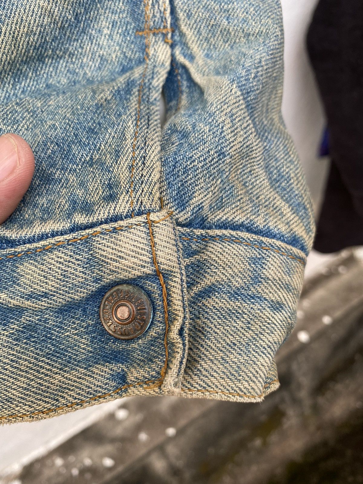 Levi's Vintage Levis Trucker sherpa denim jacket Size US L / EU 52-54 / 3 - 13 Thumbnail