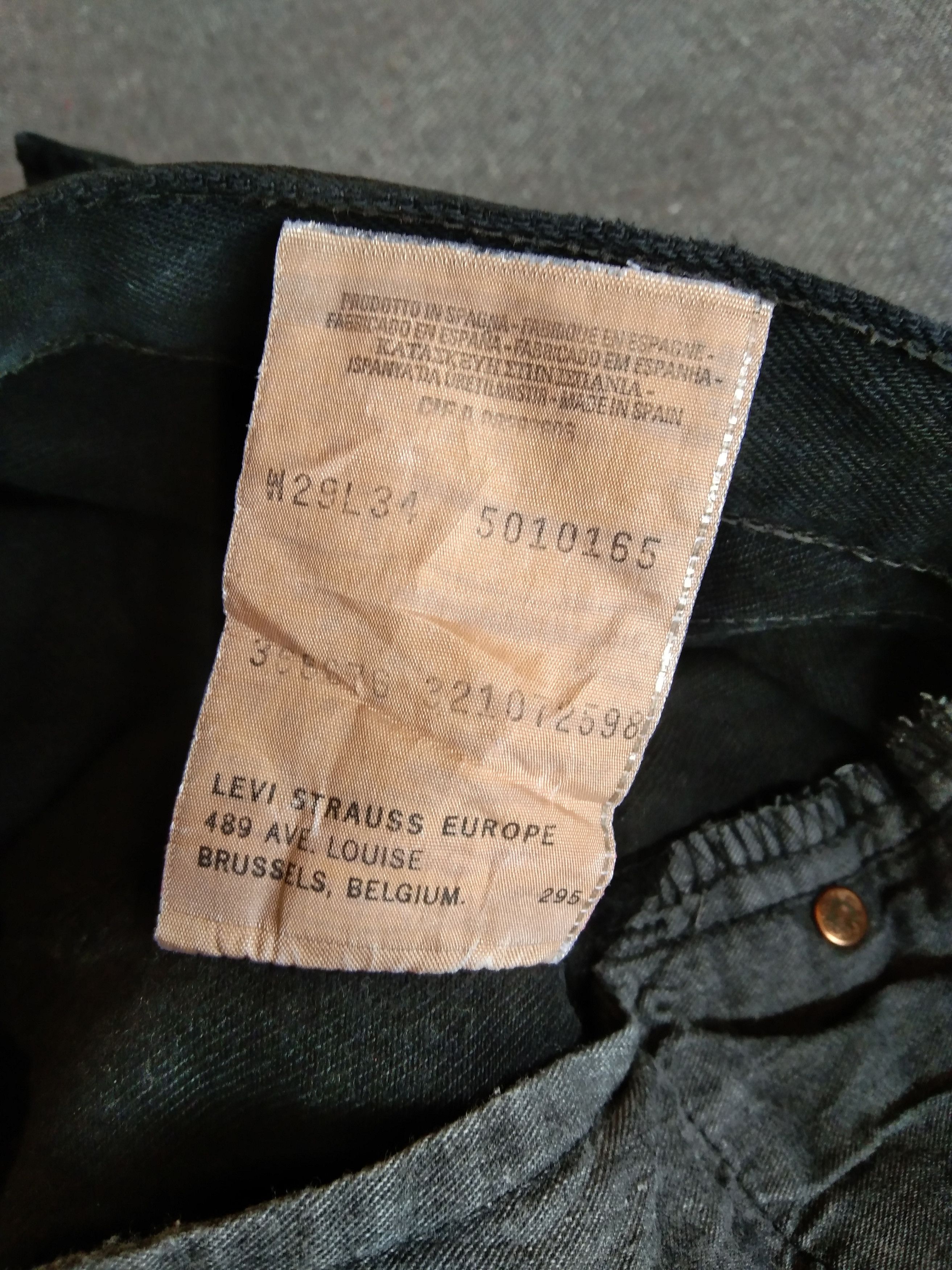 Levi's 90s Vintage Levi's 501 Black Distressed Jeans 29x34 Size US 29 - 8 Thumbnail