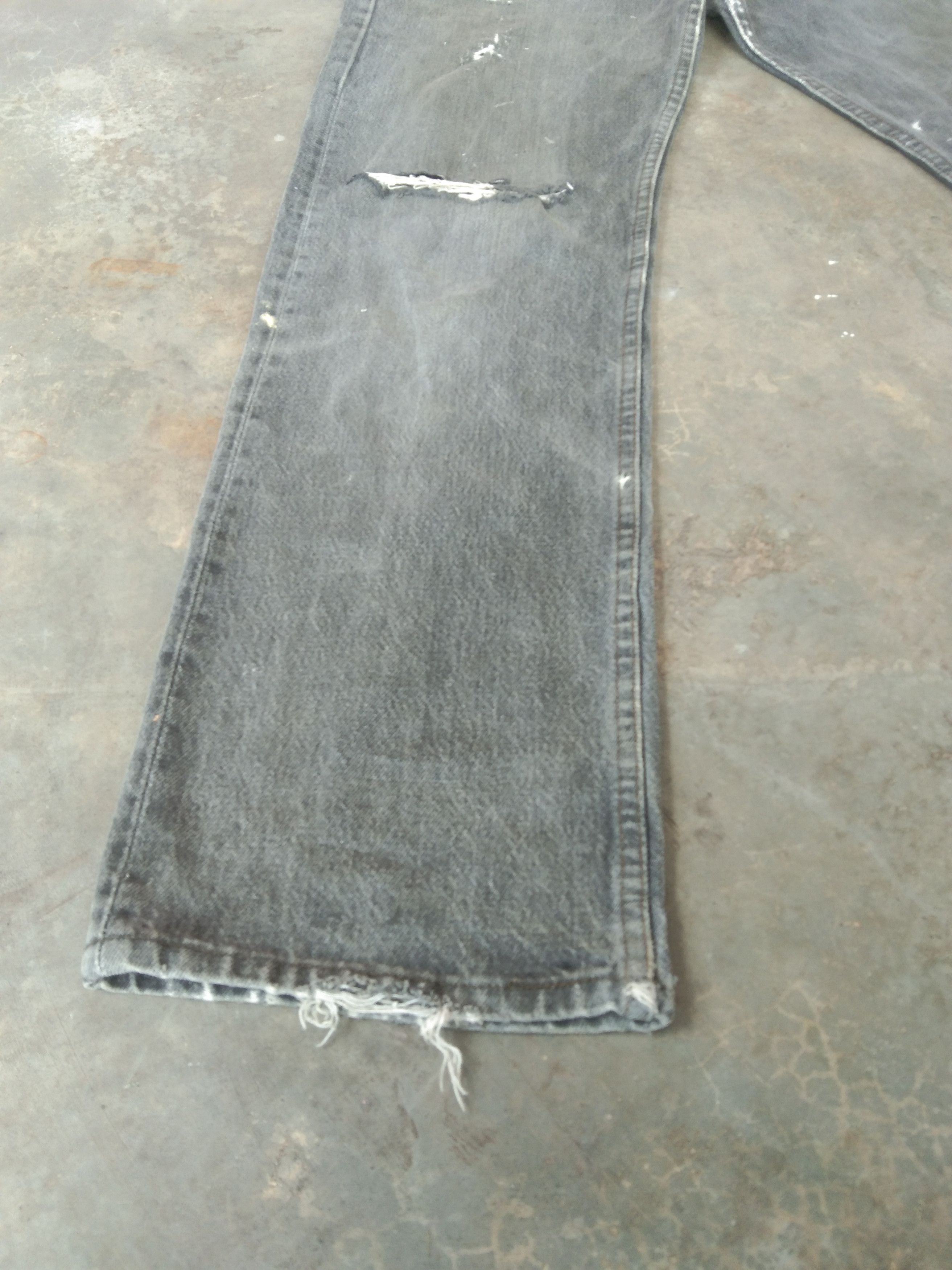 Levi's 80s Vintage Levi's 501 Grey Made In USA Distressed Jeans Size US 34 / EU 50 - 8 Thumbnail
