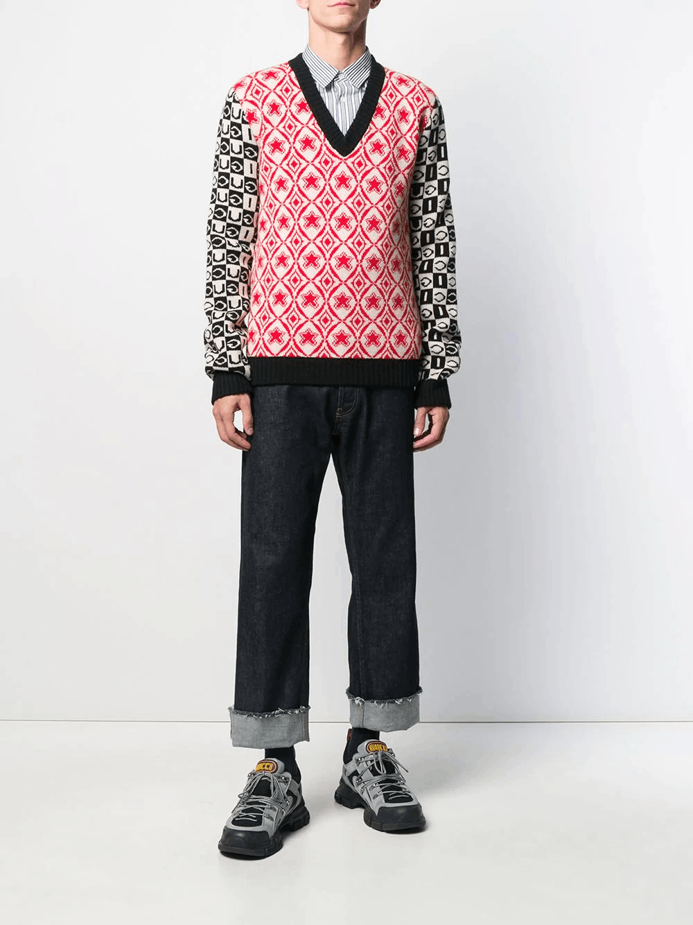Gucci $1100 GUCCI jacquard logo wool v-neck sweater Medium Size US M / EU 48-50 / 2 - 3 Thumbnail