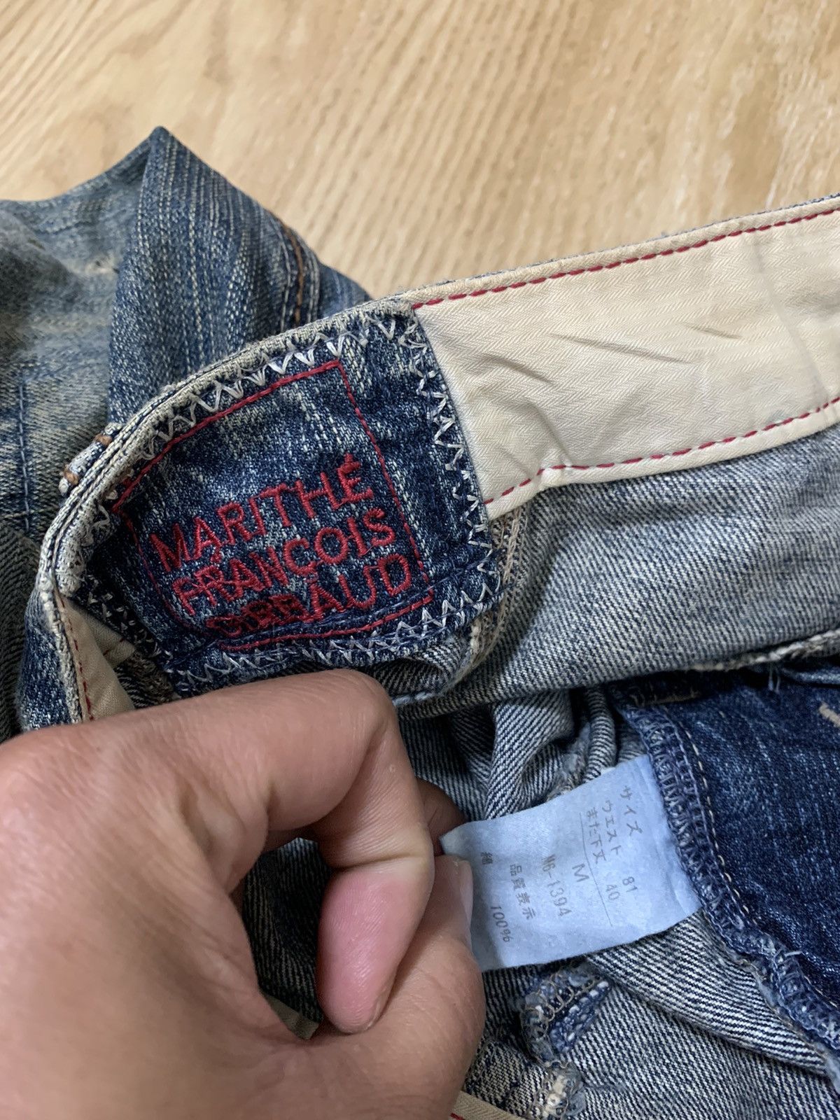Marithe + Francois Girbaud Marithe Francois Girbaud Distressed Short Denim Size US 31 - 15 Thumbnail