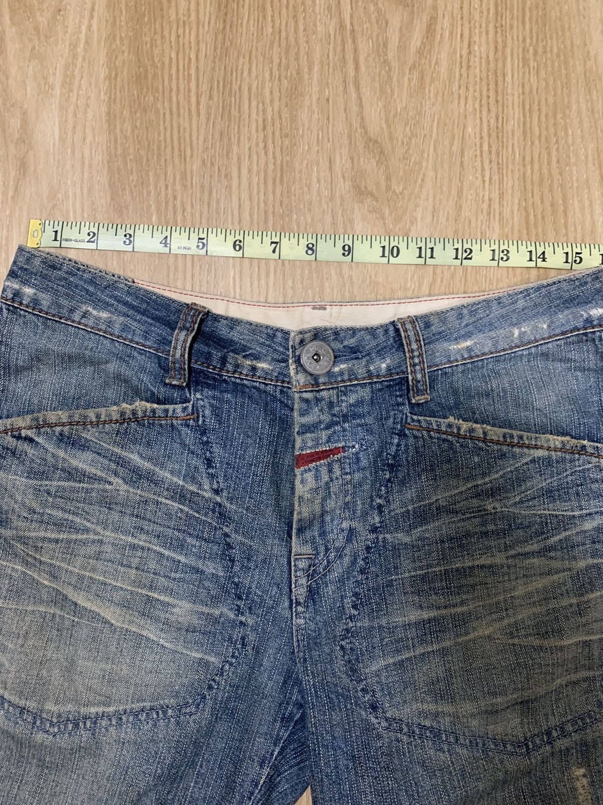 Marithe + Francois Girbaud Marithe Francois Girbaud Distressed Short Denim Size US 31 - 9 Thumbnail
