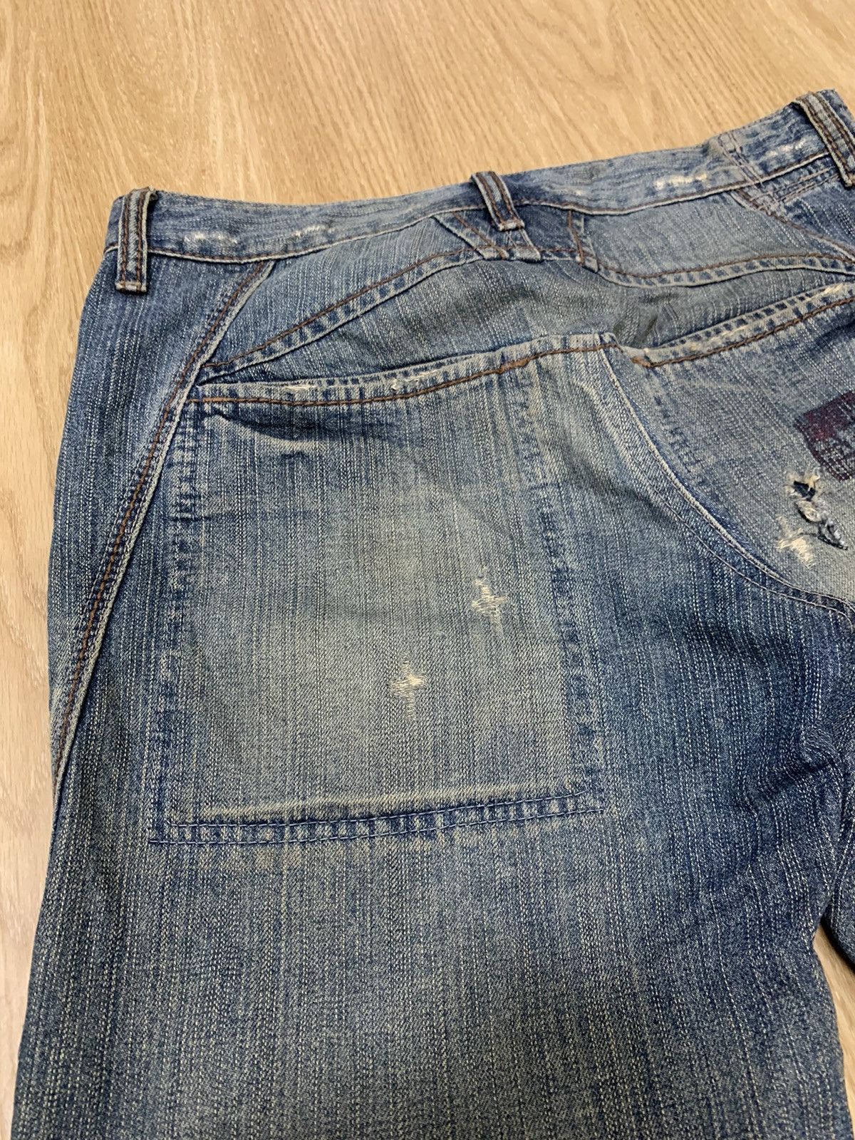 Marithe + Francois Girbaud Marithe Francois Girbaud Distressed Short Denim Size US 31 - 6 Thumbnail