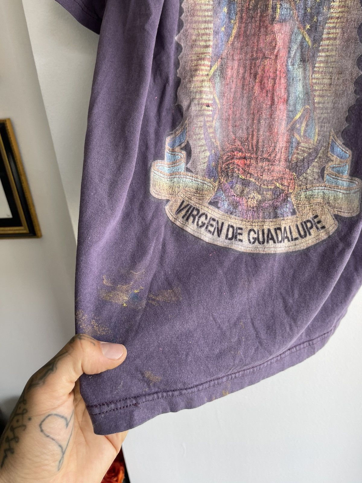 Vintage Vintage Thrashed Mother Mary Guadalupe Shirt Paint Size US M / EU 48-50 / 2 - 10 Thumbnail