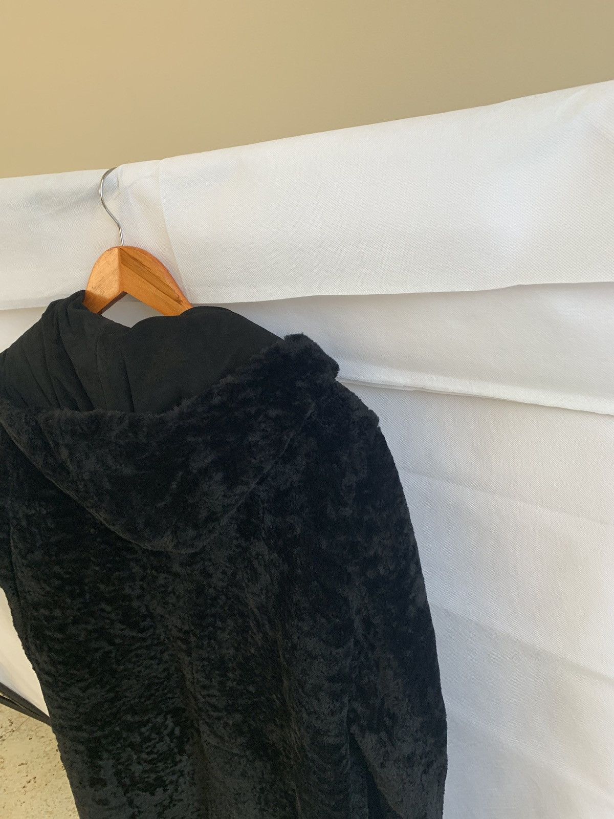 Saint Laurent Paris o1rshd1 Duffle Shearling Coat With Suede Hood in Black Size US M / EU 48-50 / 2 - 20 Thumbnail