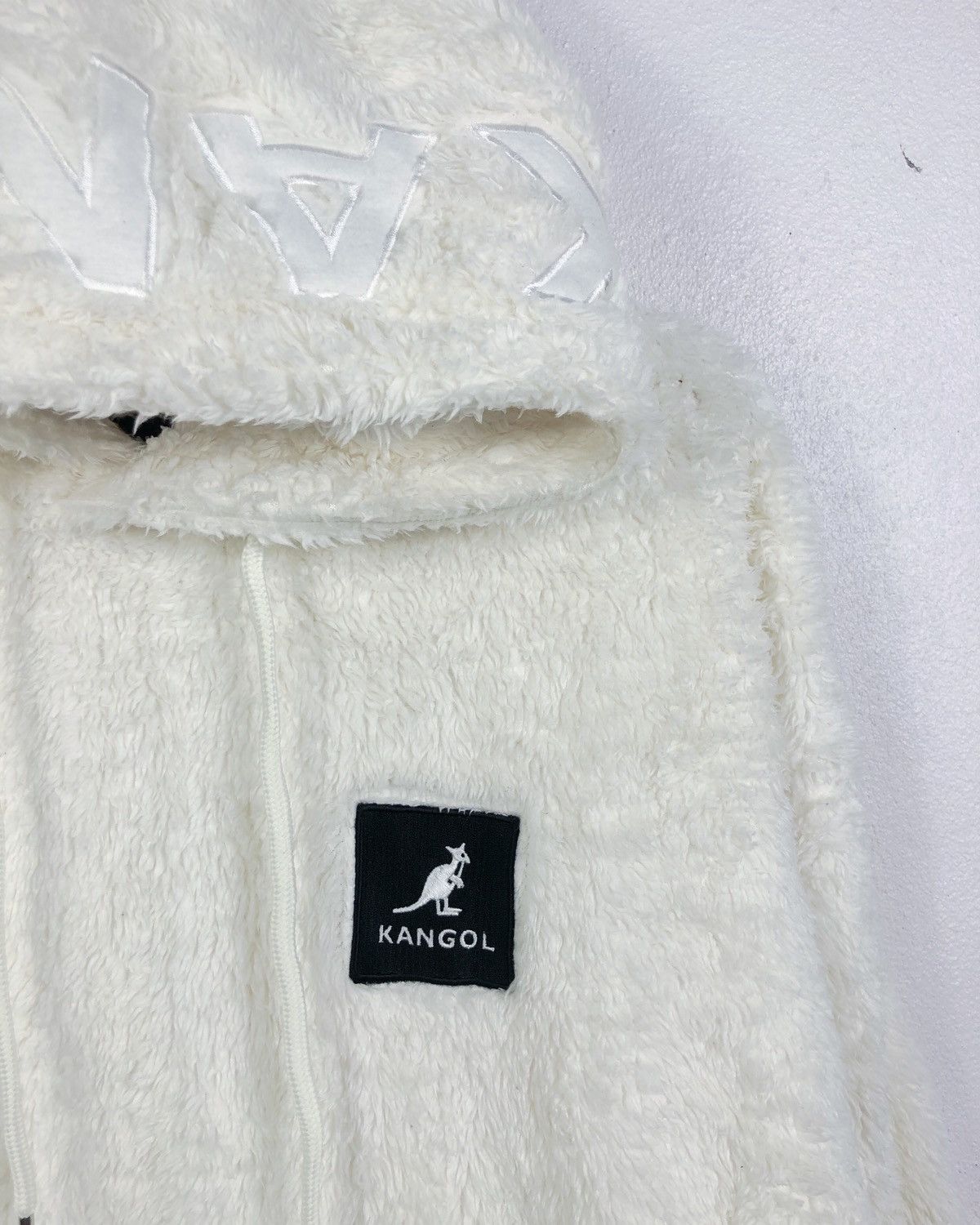 Kangol Rare Kangol Faux Fur Hoodie Sweatshirt Size US L / EU 52-54 / 3 - 3 Thumbnail