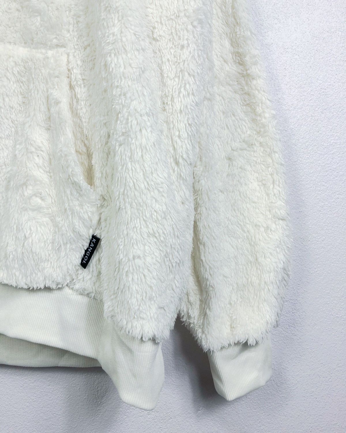 Kangol Rare Kangol Faux Fur Hoodie Sweatshirt Size US L / EU 52-54 / 3 - 5 Thumbnail