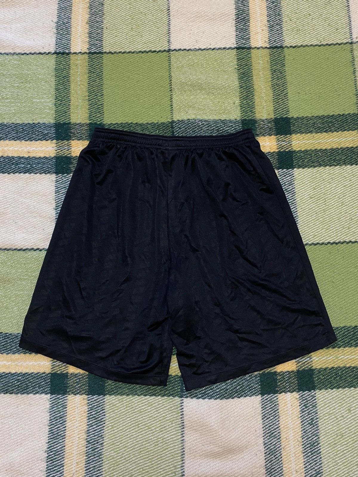 Nike Vintage Nike shorts streetwear swoosh casual y2k size L Size US 34 / EU 50 - 3 Thumbnail