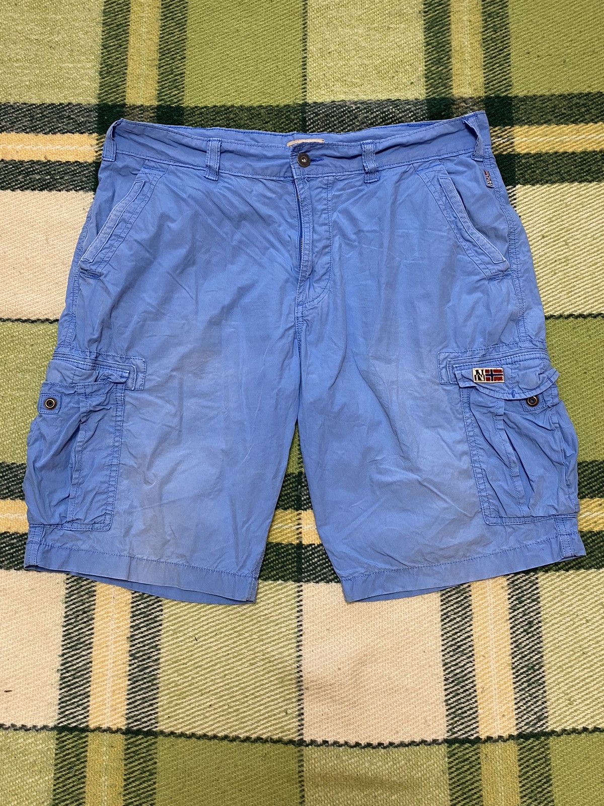Napapijri Vintage Napapijri shorts cargo streetwear y2k style size L Size US 34 / EU 50 - 1 Thumbnail