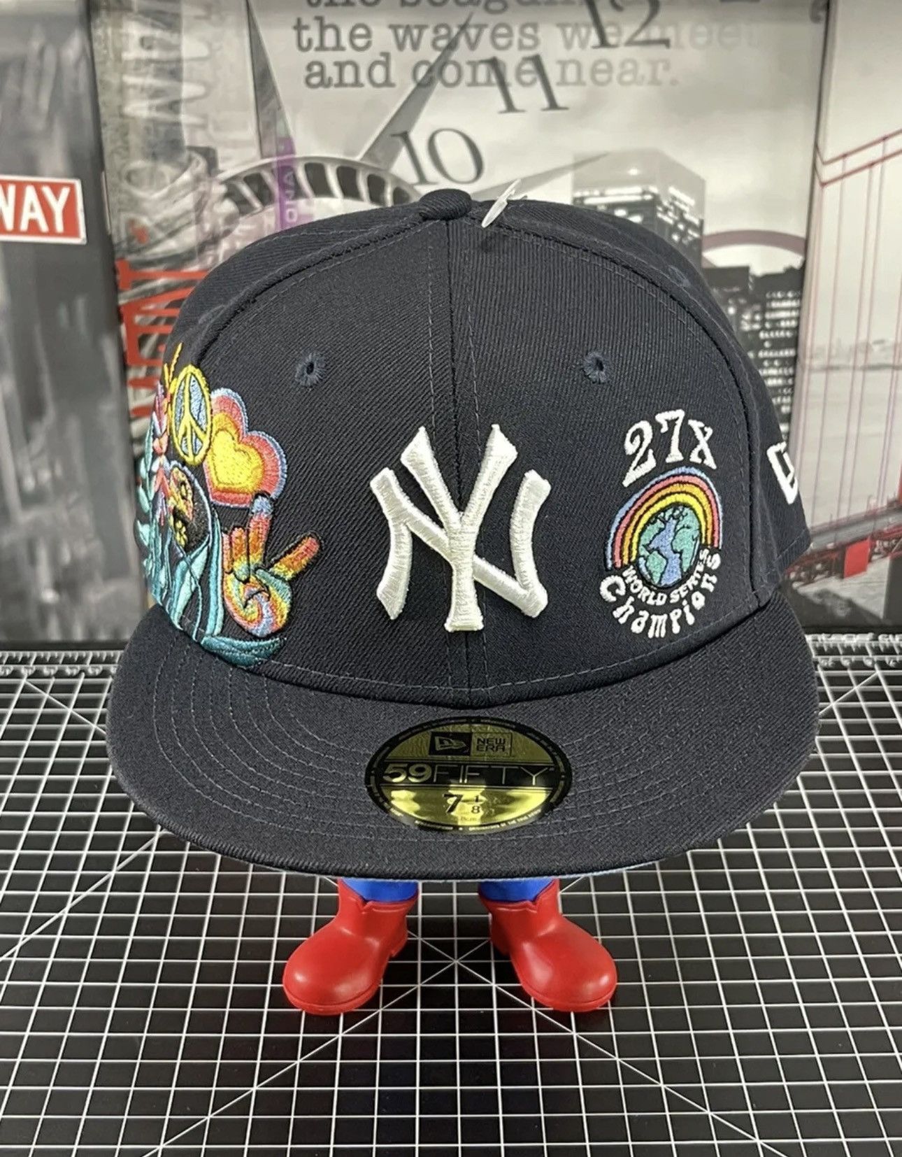 MLB × New Era × New York Yankees New Era New York Yankees Groovy 59FIFTY Fitted 7 1/8 Size ONE SIZE - 3 Thumbnail