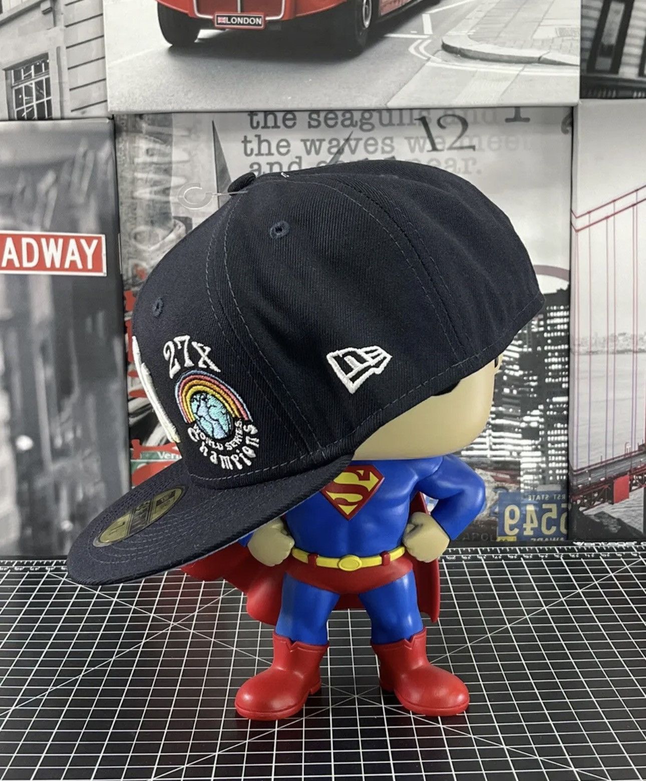 MLB × New Era × New York Yankees New Era New York Yankees Groovy 59FIFTY Fitted 7 1/8 Size ONE SIZE - 4 Thumbnail