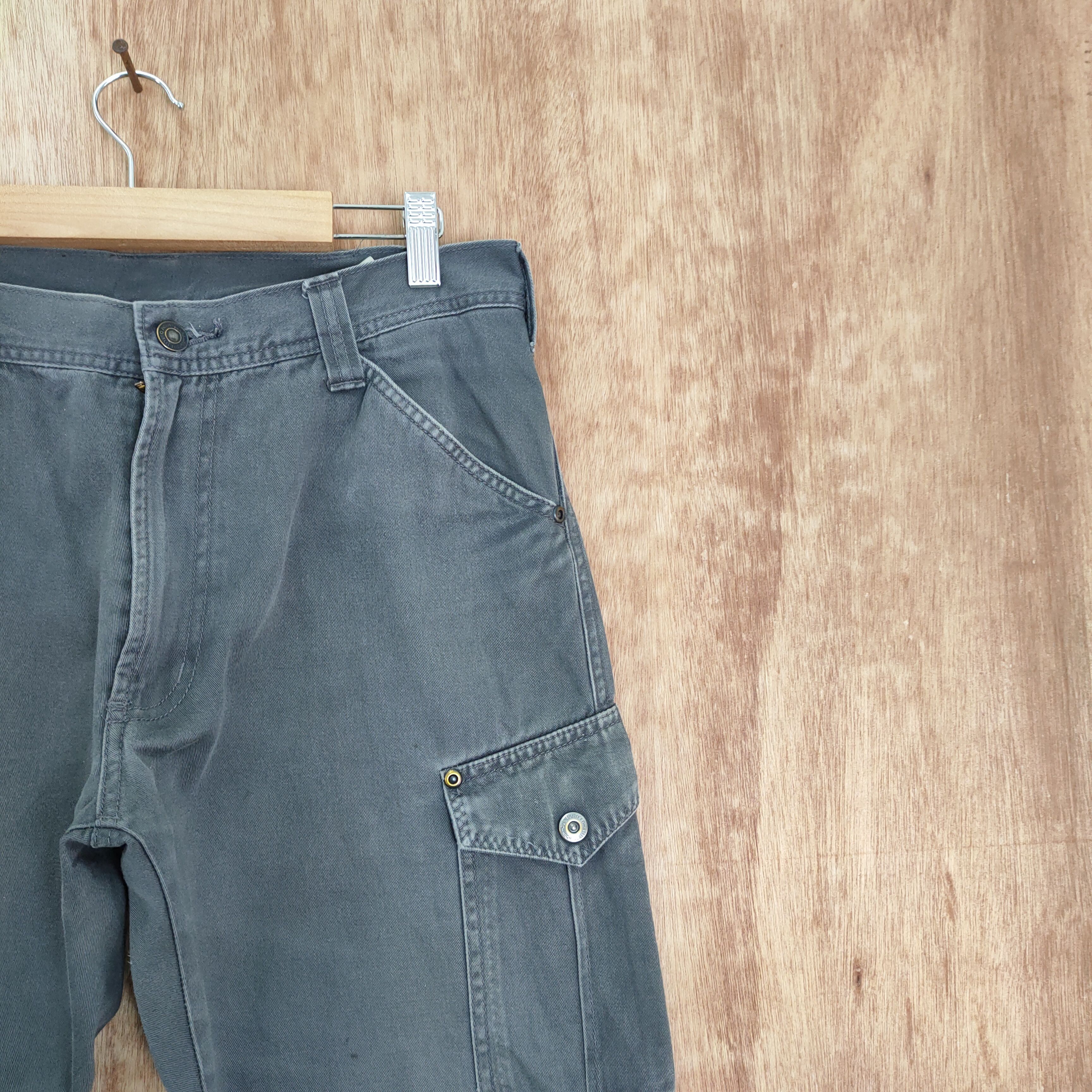 Japanese Brand JAPANESE BRAND FADED DISTRESSED CARGO PANTS Size US 30 / EU 46 - 12 Thumbnail