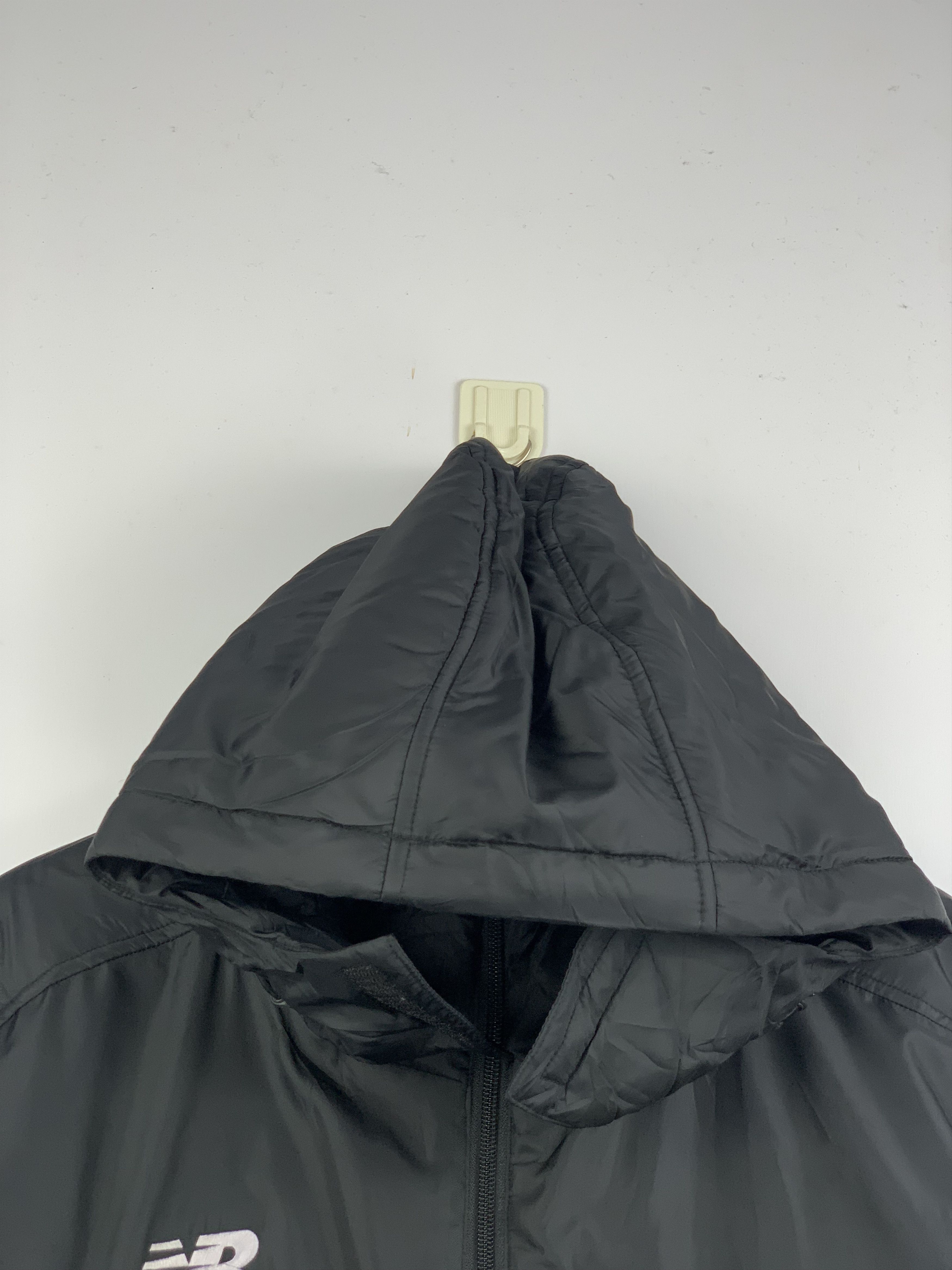 New Balance Vintage New Balance Windproof Hooded Black Jacket Size US XXL / EU 58 / 5 - 2 Thumbnail