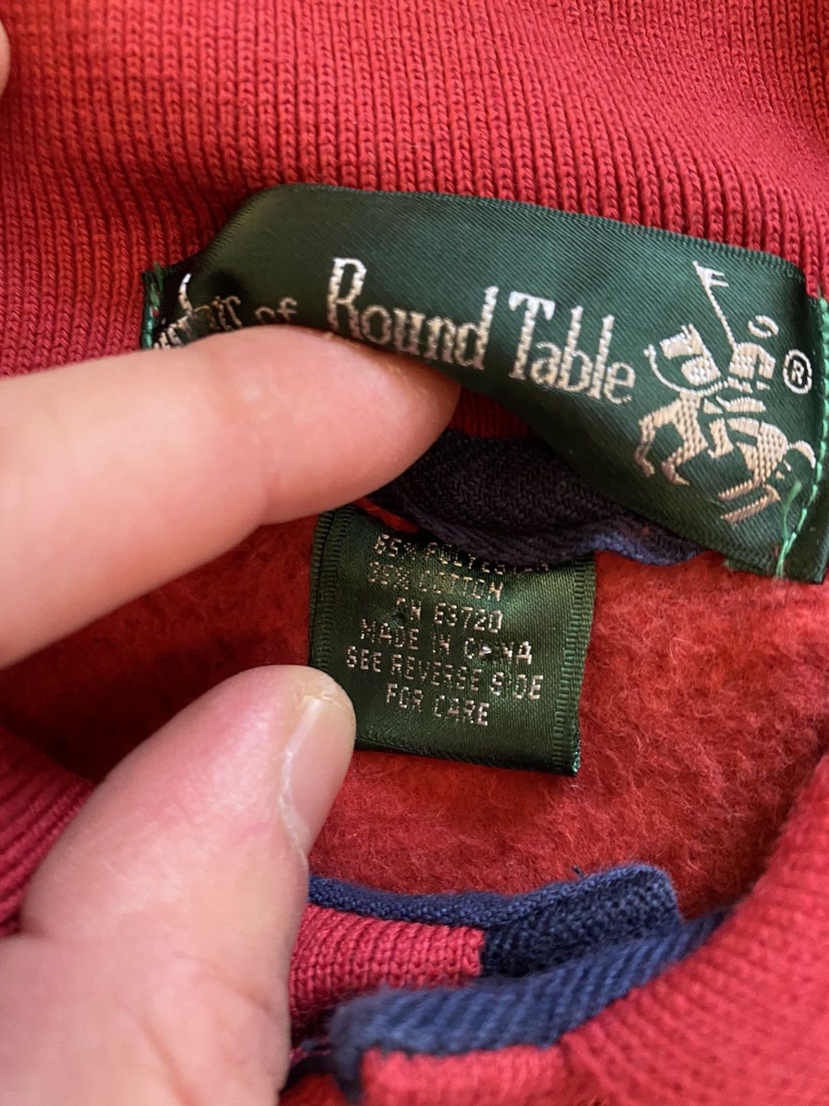 Vintage Vintage 90’s Knights Round Table Rugby Arm Pads Sweatshirt Size US L / EU 52-54 / 3 - 6 Thumbnail