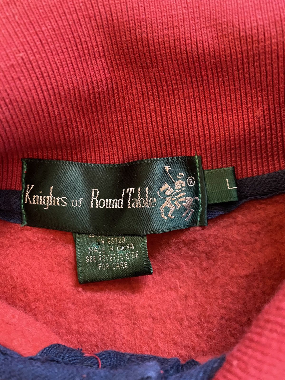 Vintage Vintage 90’s Knights Round Table Rugby Arm Pads Sweatshirt Size US L / EU 52-54 / 3 - 5 Thumbnail