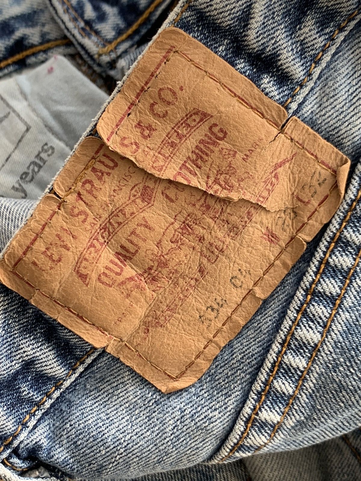 Levi's Vintage Levis 534 Made in France Distressed Denim Jeans Size US 27 - 8 Thumbnail