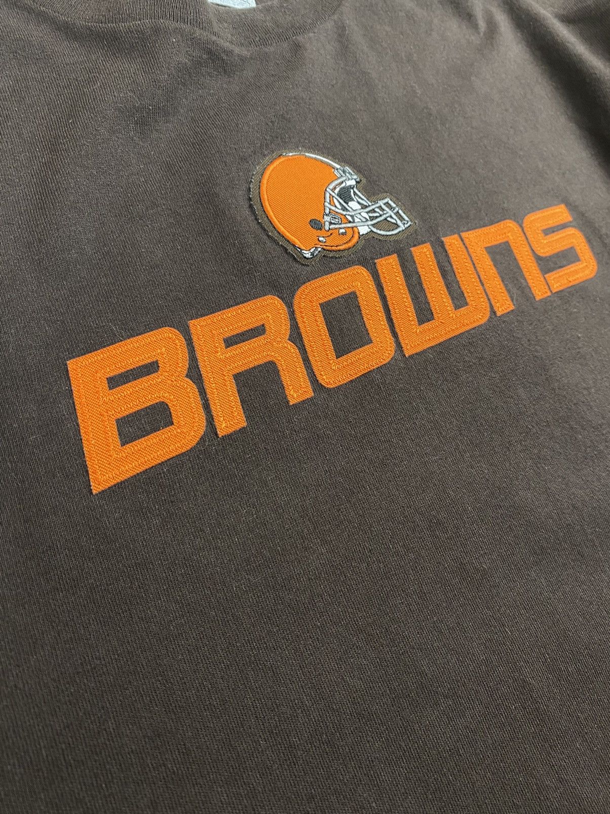 NFL × Vintage Vintage NFL Faded Cleveland Browns Football T-Shirt Size L Size US L / EU 52-54 / 3 - 6 Thumbnail